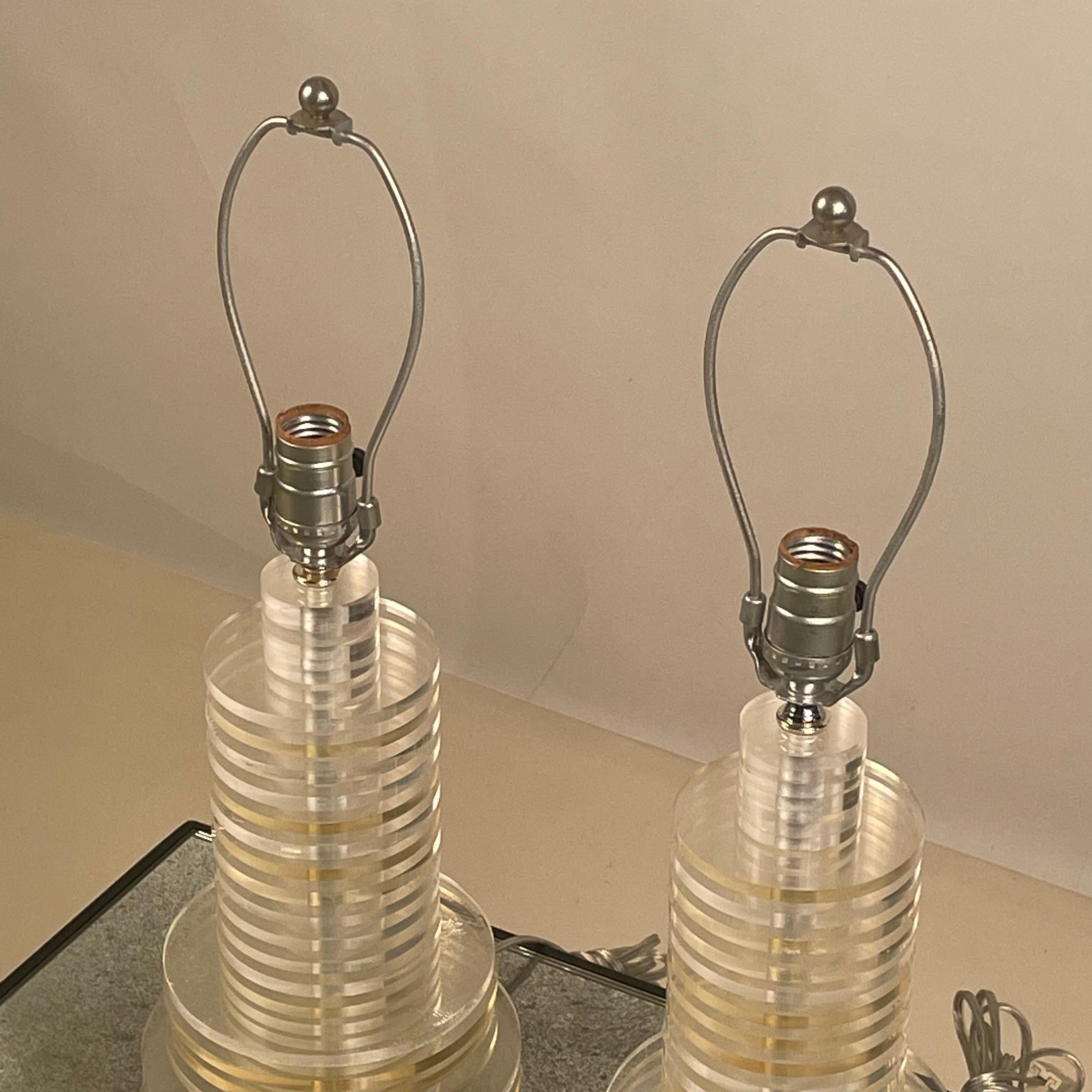 Modern Pair of Sculptural 70's Clear and Tinted Lucite Disc Lamps For Sale