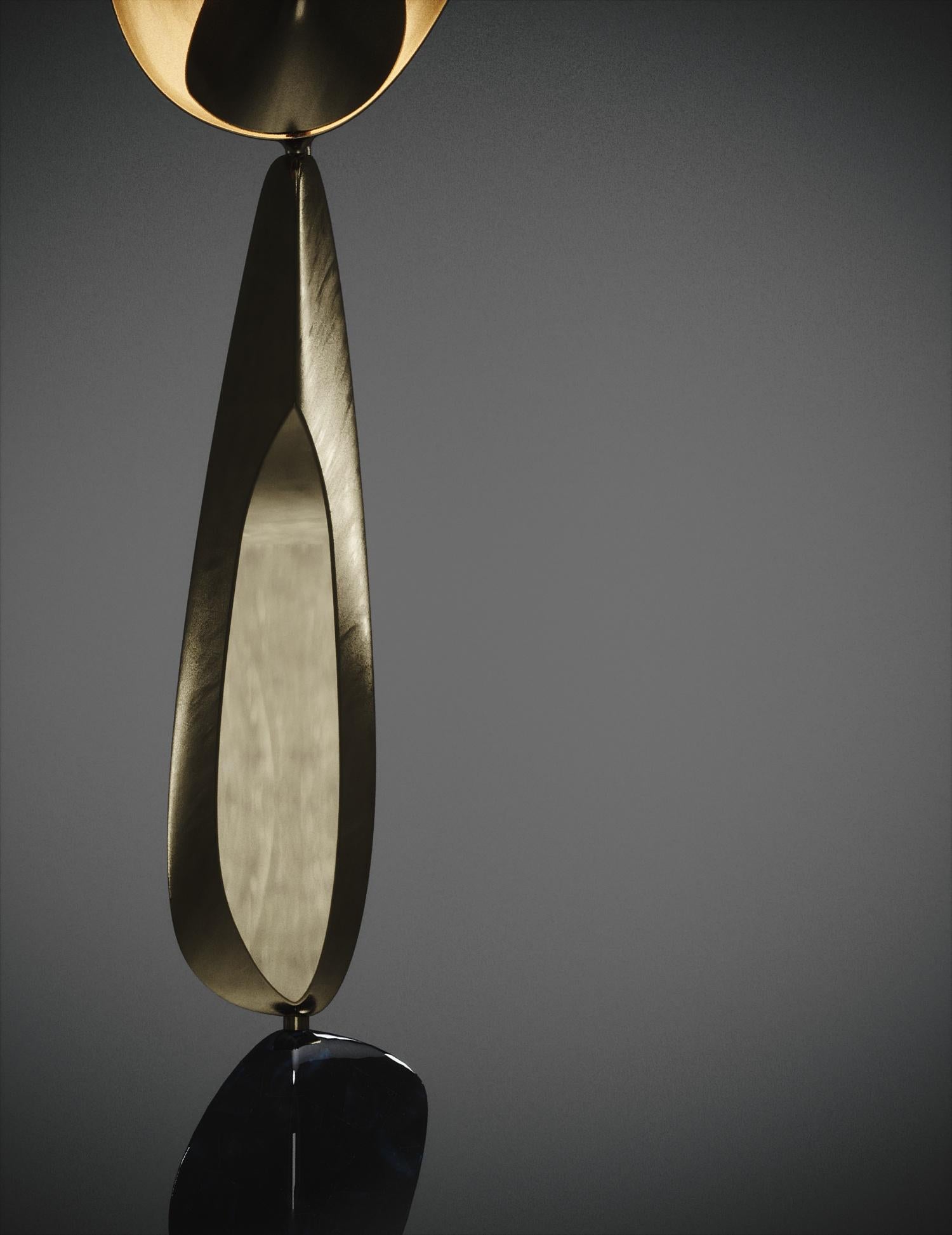 Paire de lampadaires sculpturaux en laiton avec incrustation de coquillages de Kifu Paris en vente 5