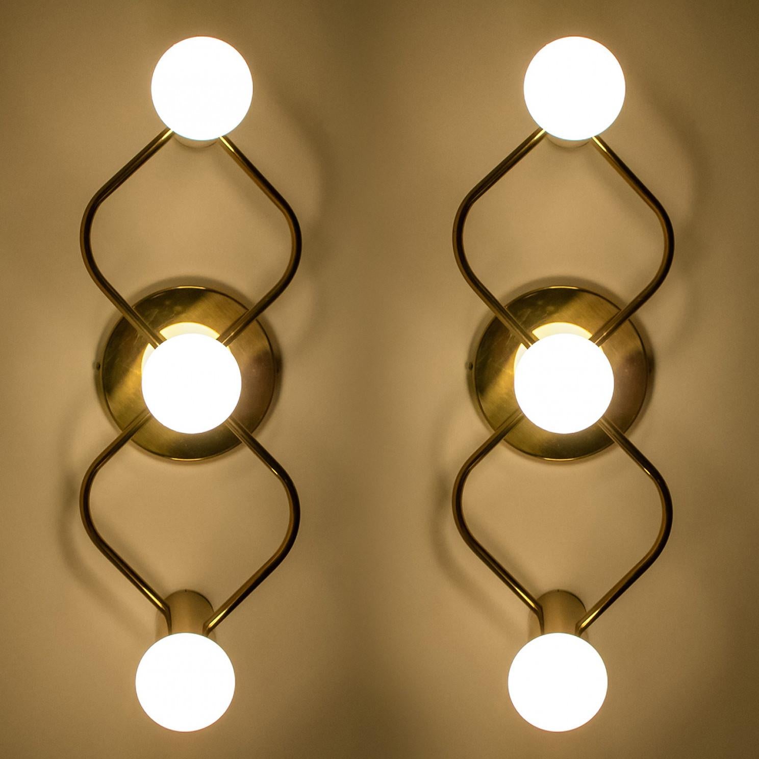 Pair of Sculptural Brass Wall Lights Flush Mounts by Leola, 1970s For Sale 4
