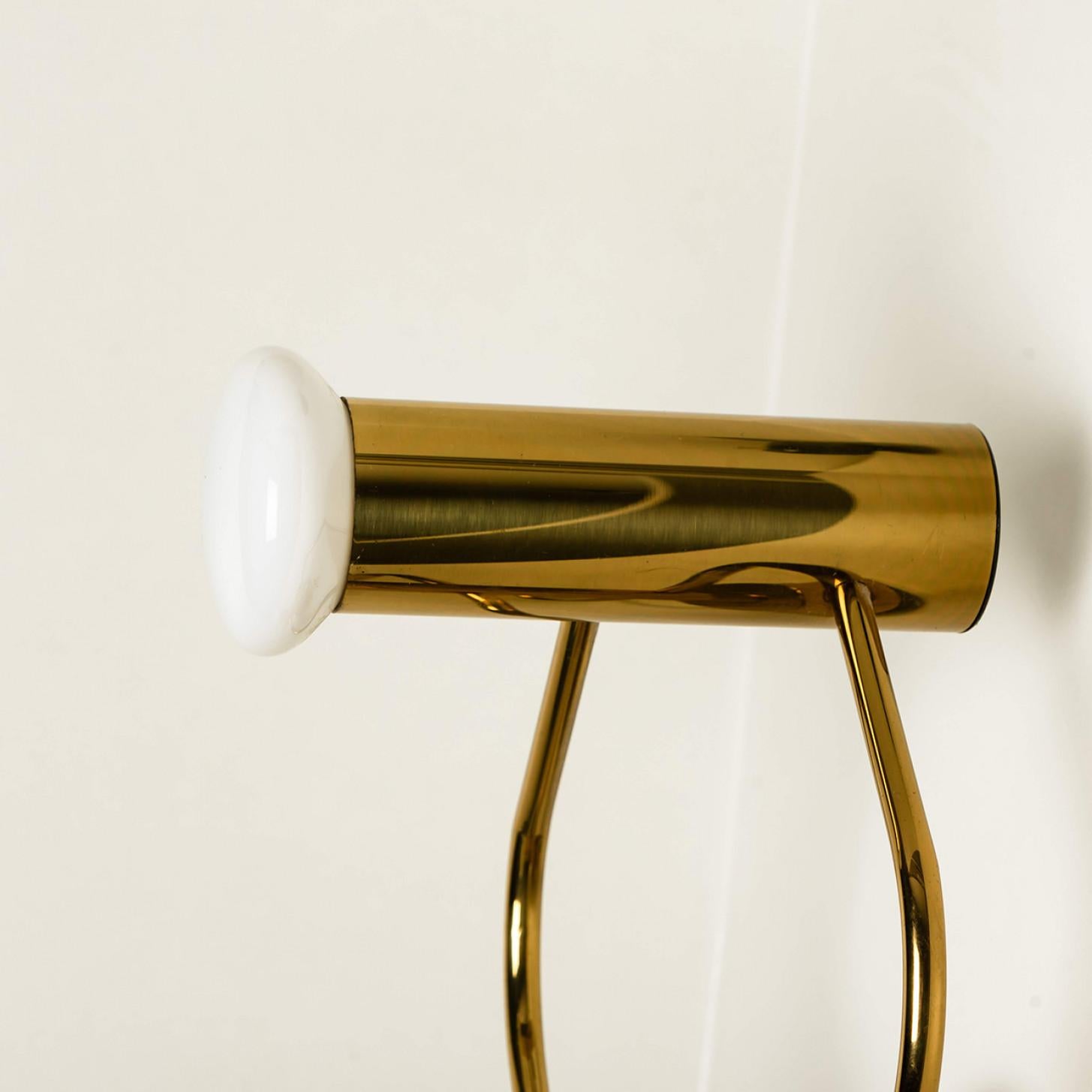 Pair of Sculptural Brass Wall Lights Flush Mounts by Leola, 1970s In Good Condition For Sale In Rijssen, NL