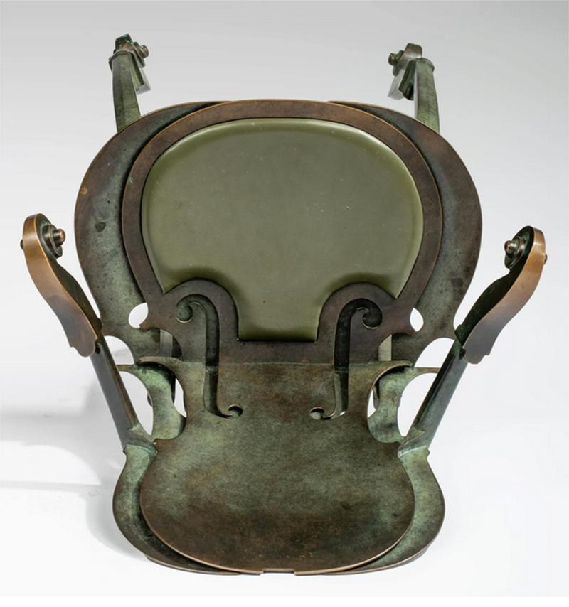 20th Century Pair of Sculptural Bronze Armchairs by Arman Fernandez For Sale