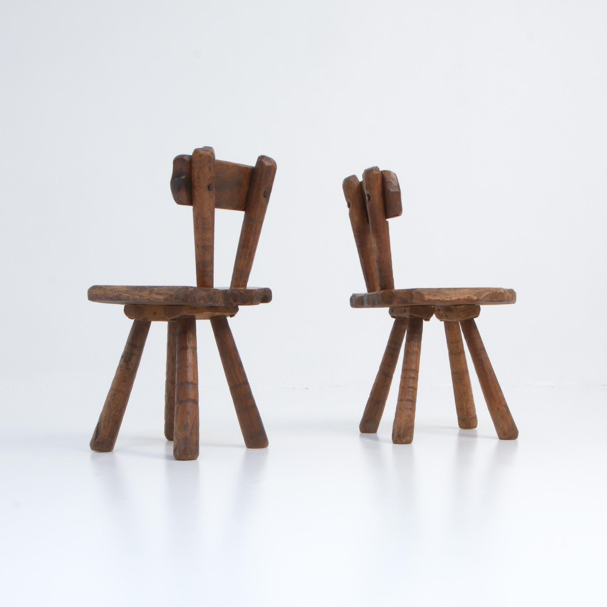 Pair of Sculptural Brutalist Oak Chairs, 1950s 7