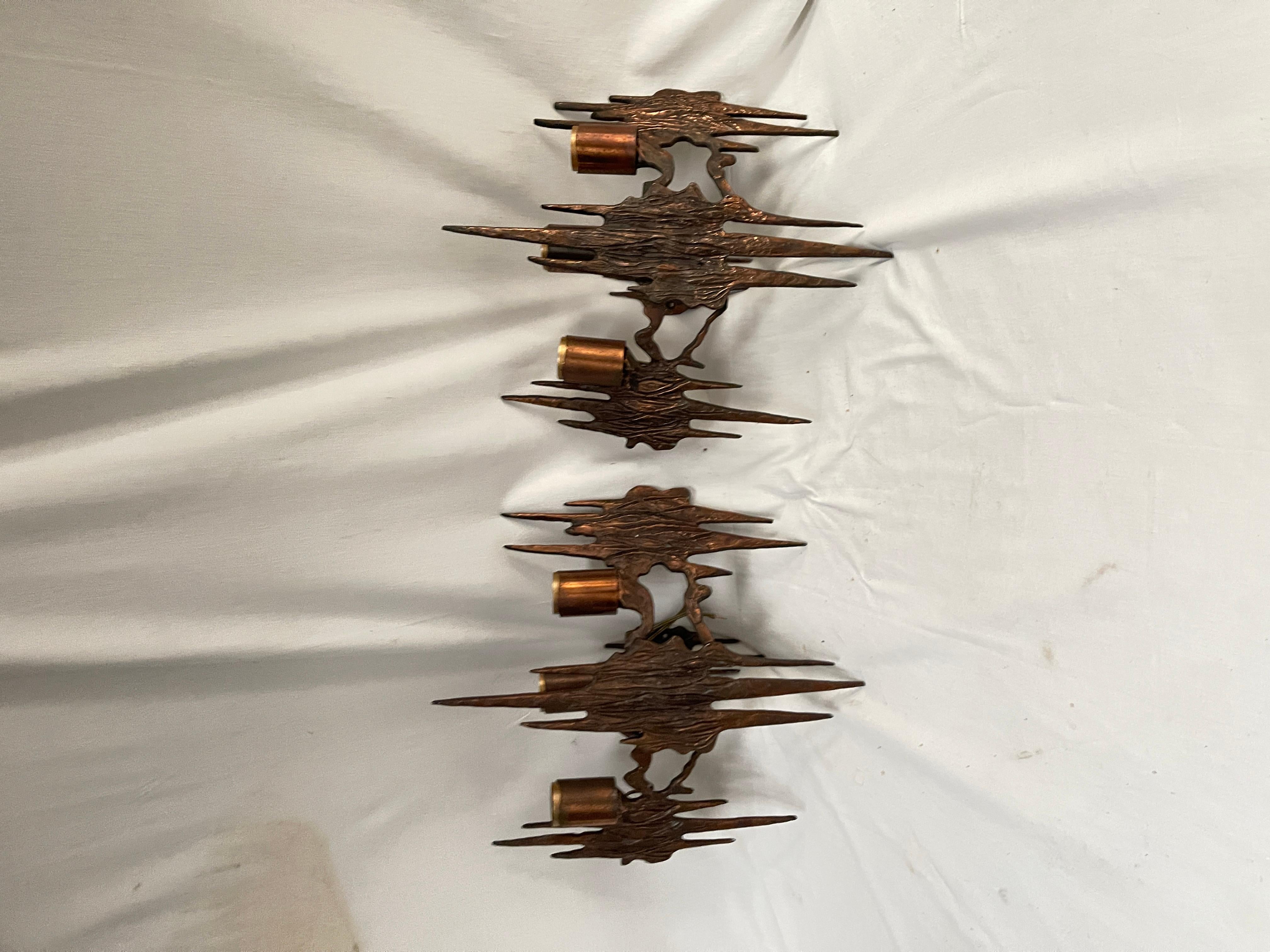 Pair of sculptural brutalist sconces In Excellent Condition For Sale In Bois-Colombes, FR