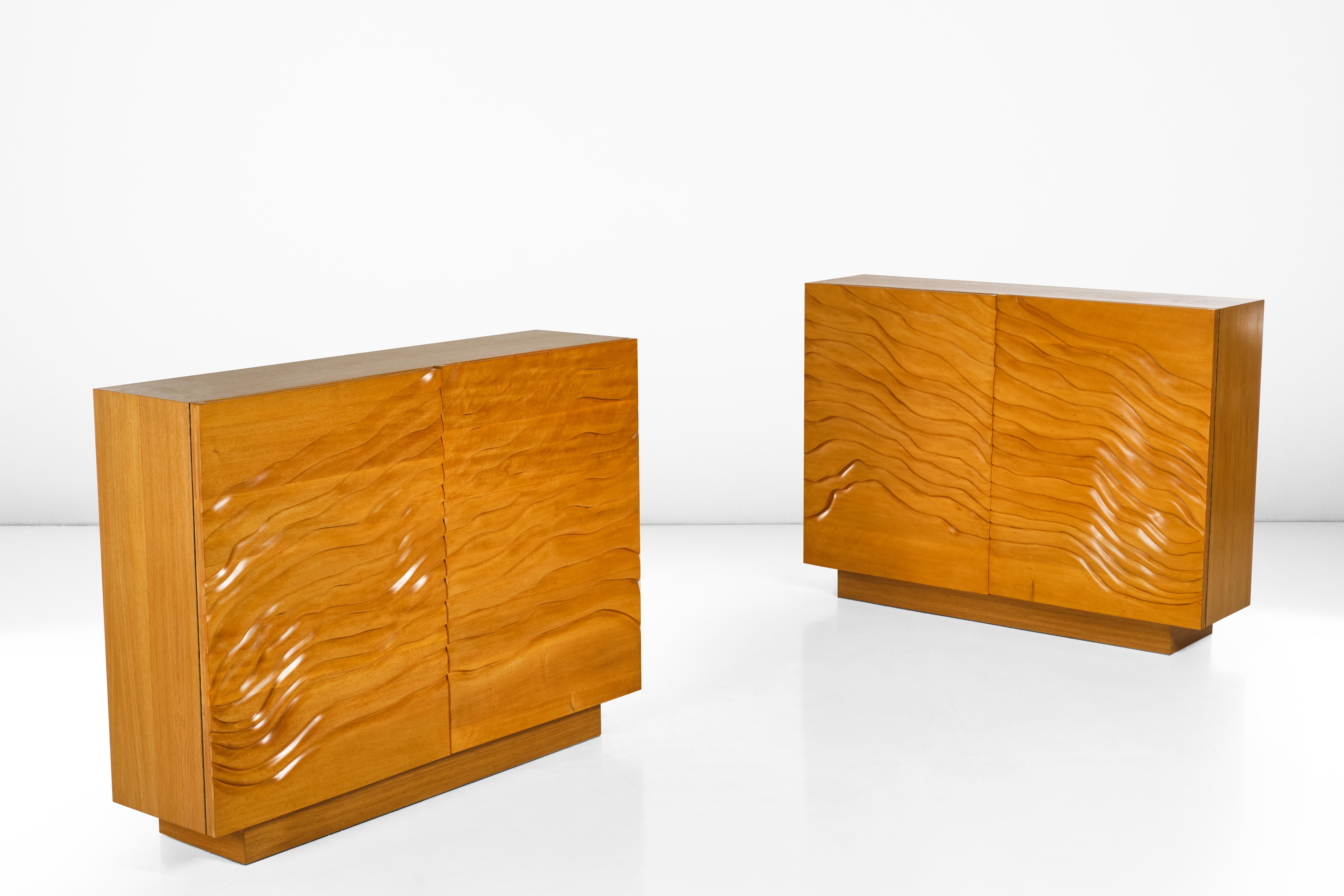 Pair of Sculptural Cabinets, Italian Design, 1960 circa In Good Condition For Sale In Milan, IT