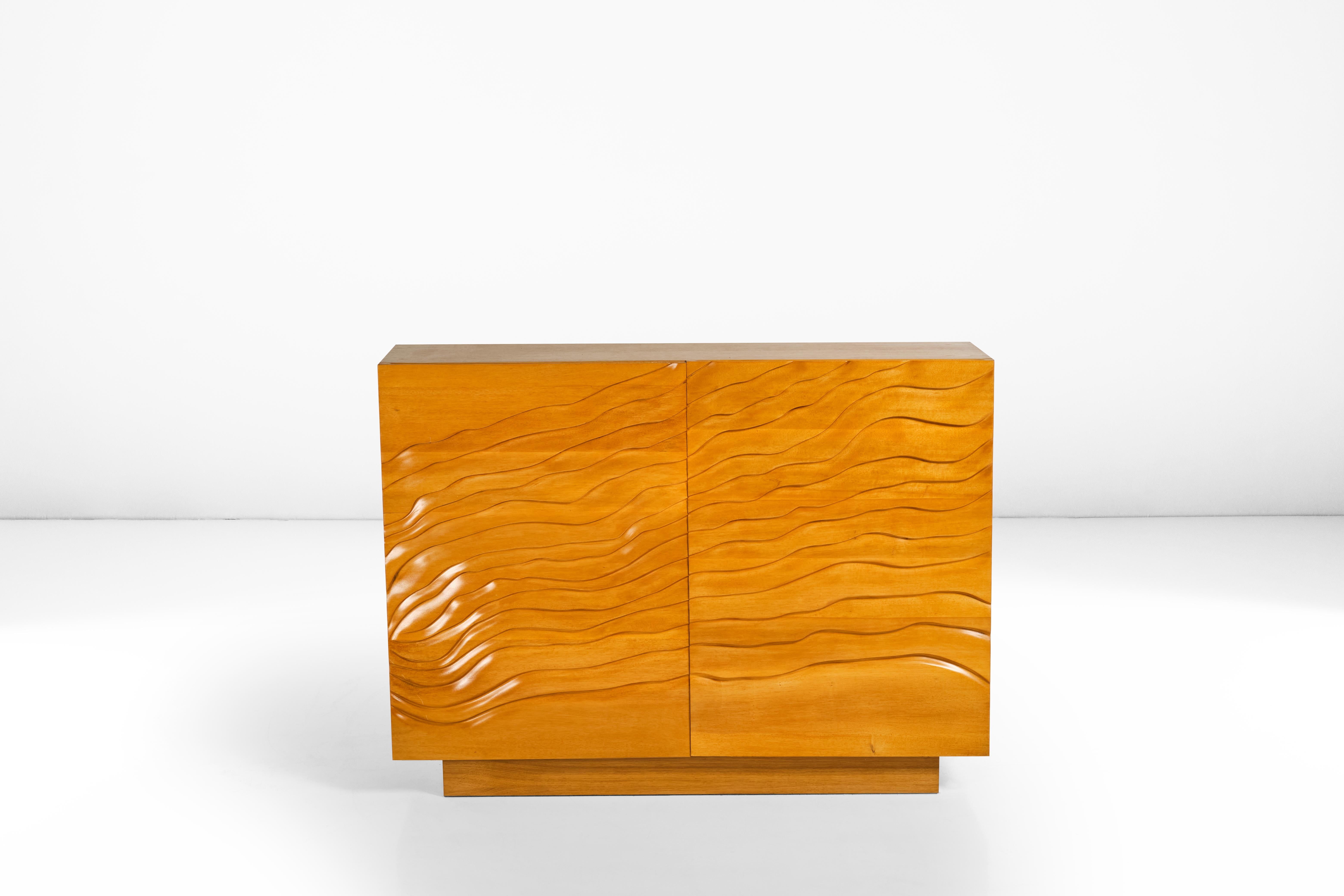 Pair of Sculptural Cabinets, Italian Design, 1960 circa For Sale 1