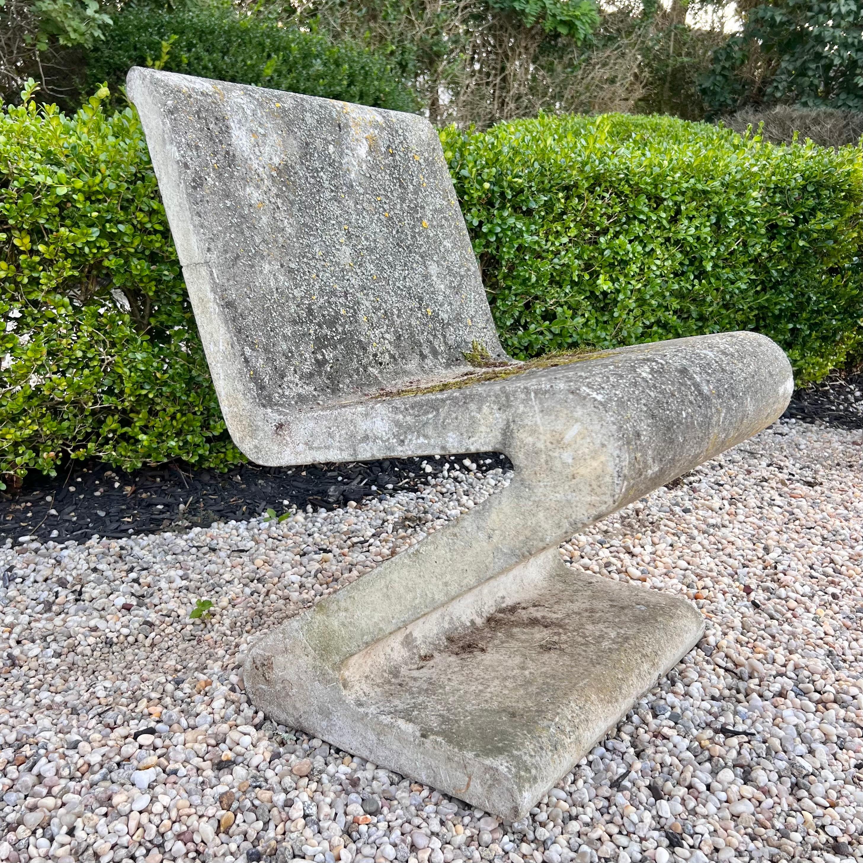 Paar skulpturale Zig Zag Stühle aus Beton, 1960er Jahre Schweiz im Angebot 7