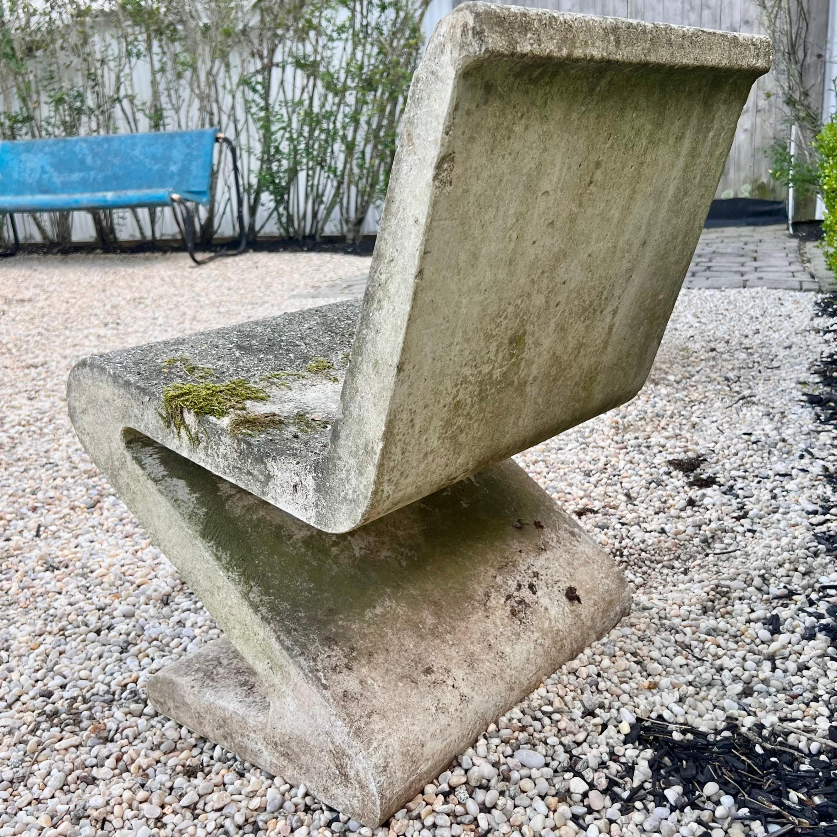 French Pair of Sculptural Concrete Zig Zag Chairs, 1960s Switzerland For Sale