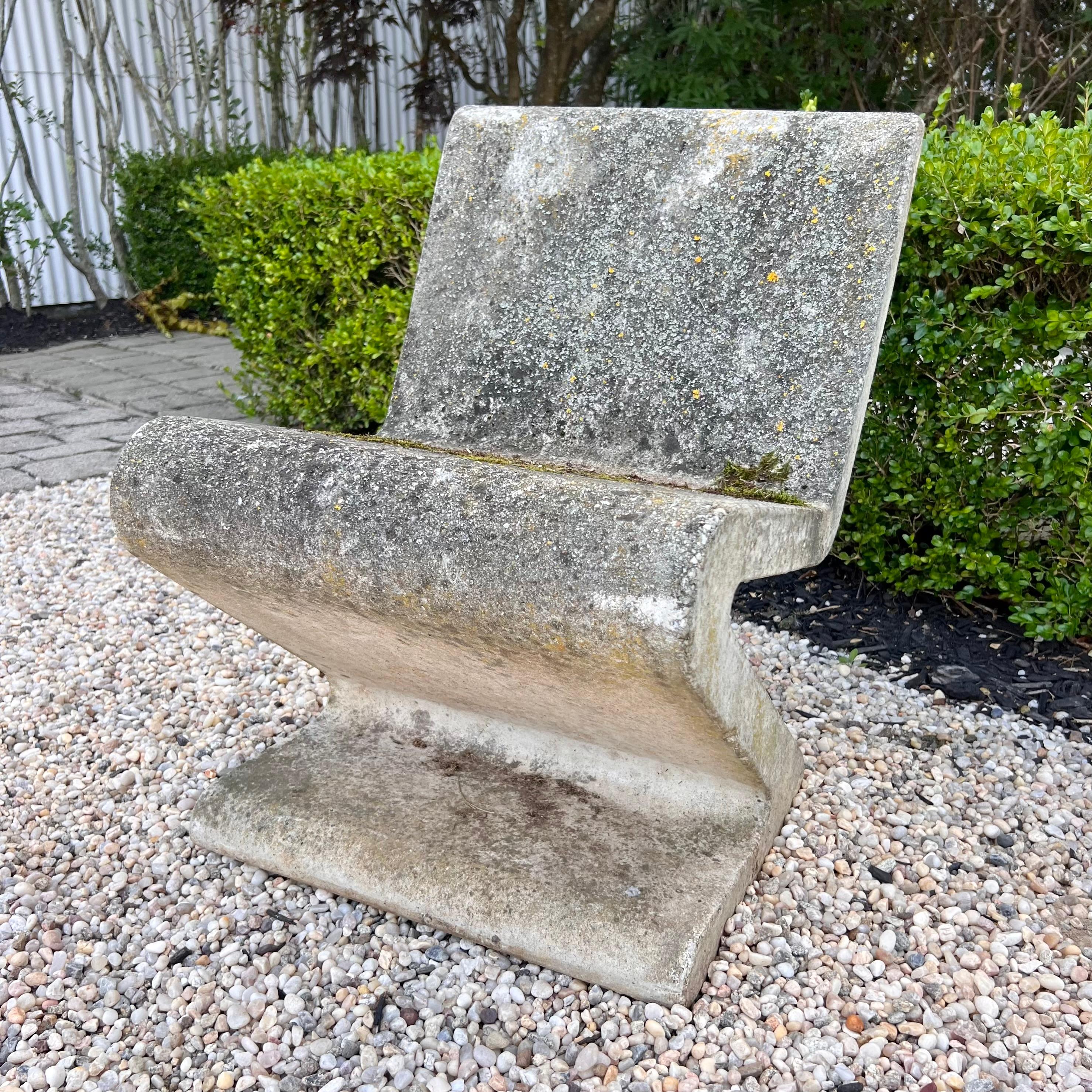 Paar skulpturale Zig Zag Stühle aus Beton, 1960er Jahre Schweiz im Angebot 3