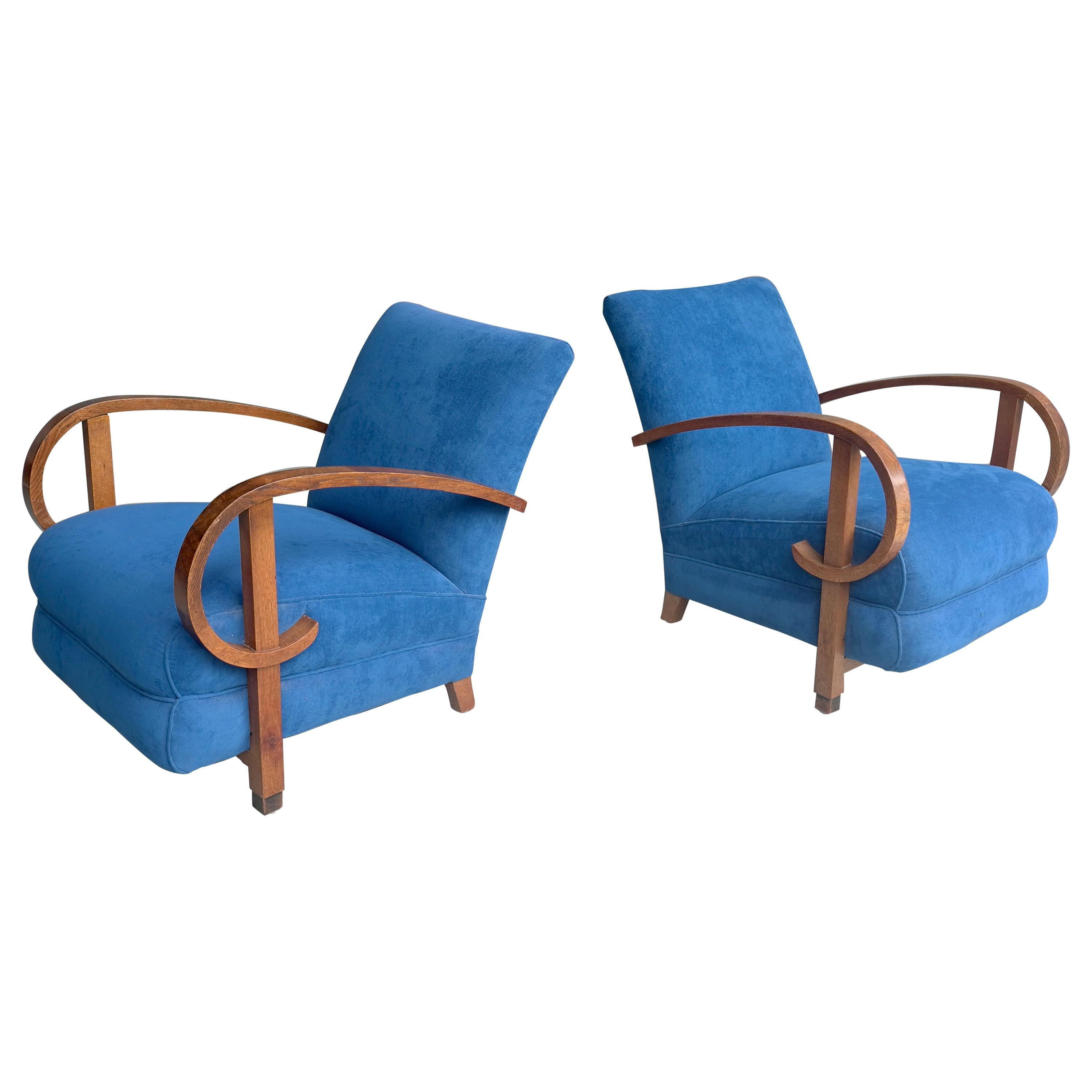 Pair of Sculptural Curved Walnut Deco Armchairs in Blue Fabric, France, 1940s