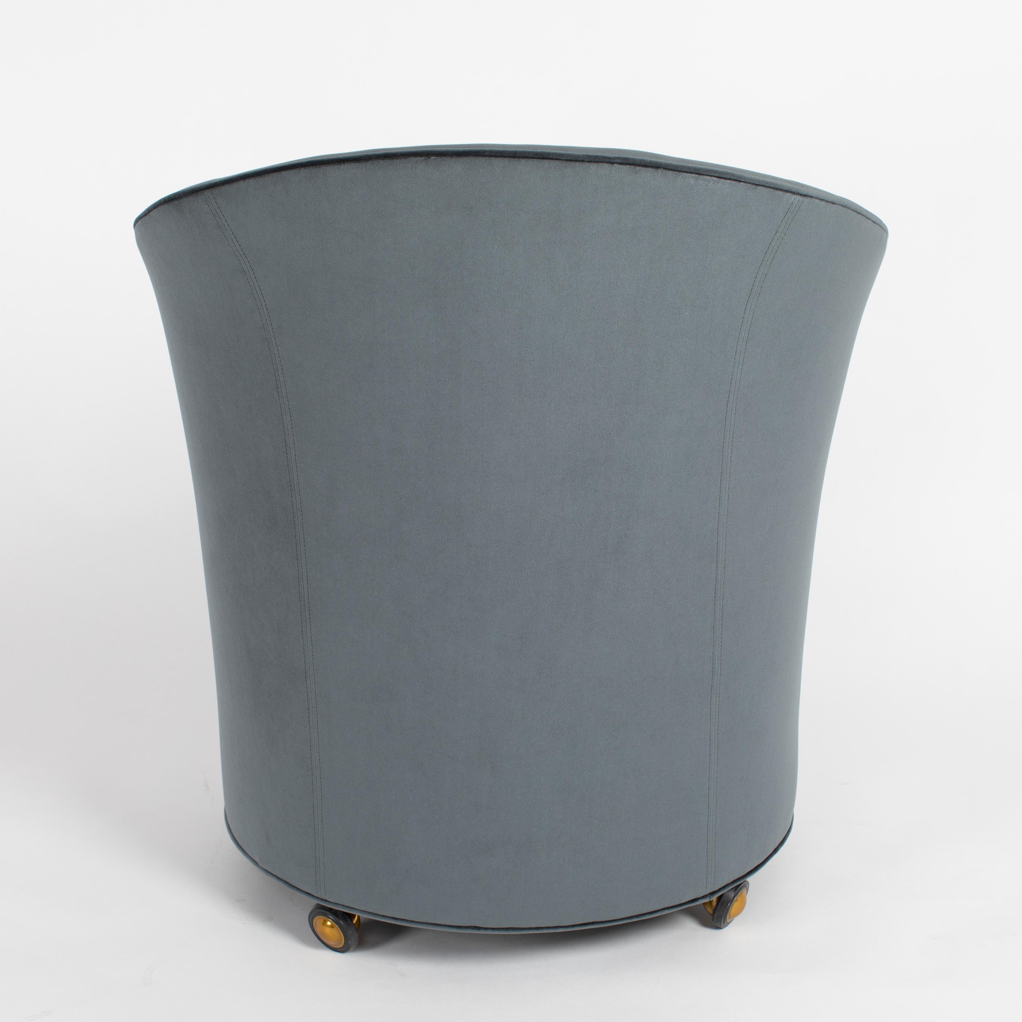 Pair of Sculptural Directional Barrel Chairs on Casters, circa 1980s In Good Condition In Brooklyn, NY
