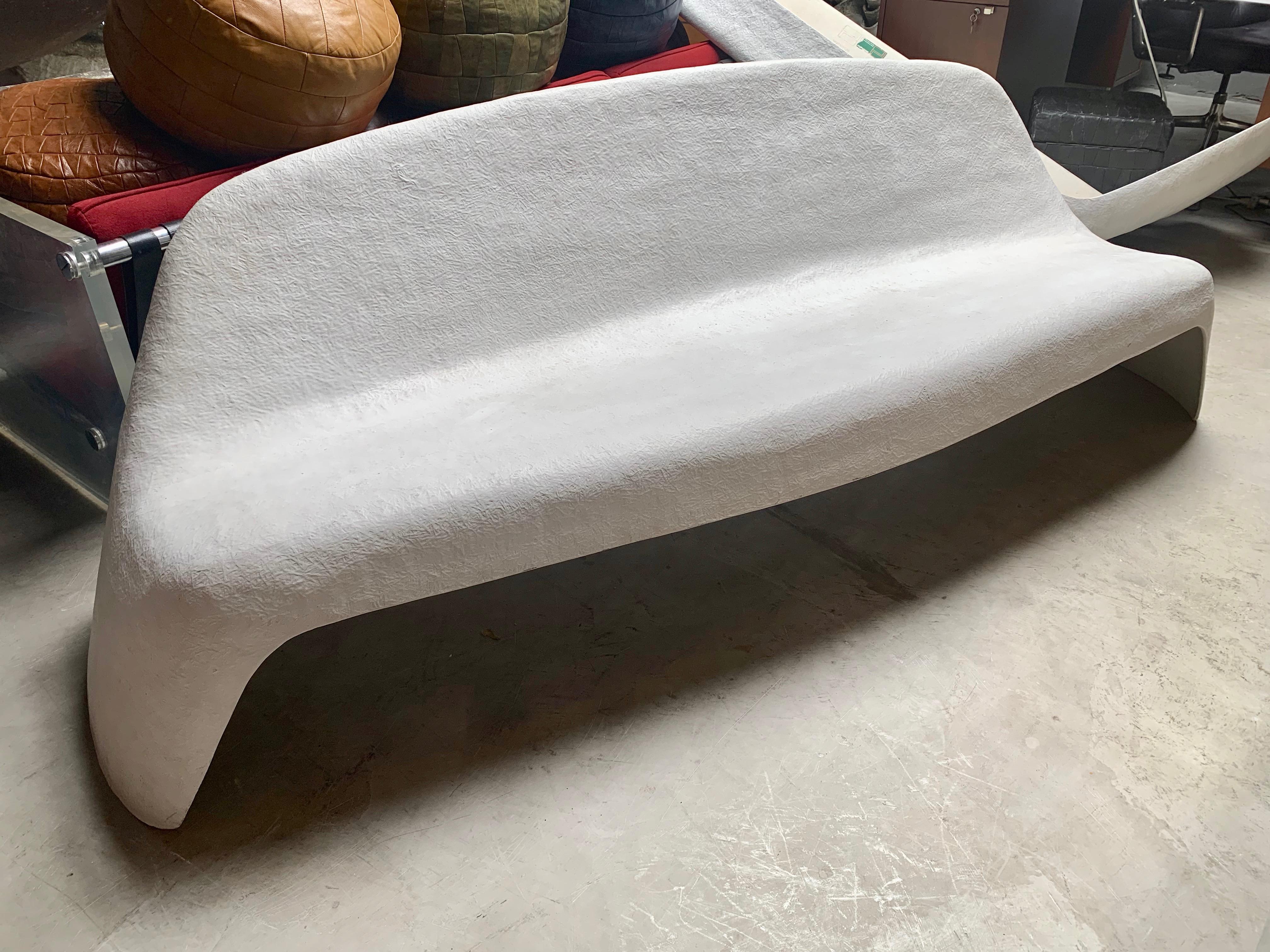 Sculptural Fiberglass Outdoor Bench by Walter Papst In Good Condition In Los Angeles, CA