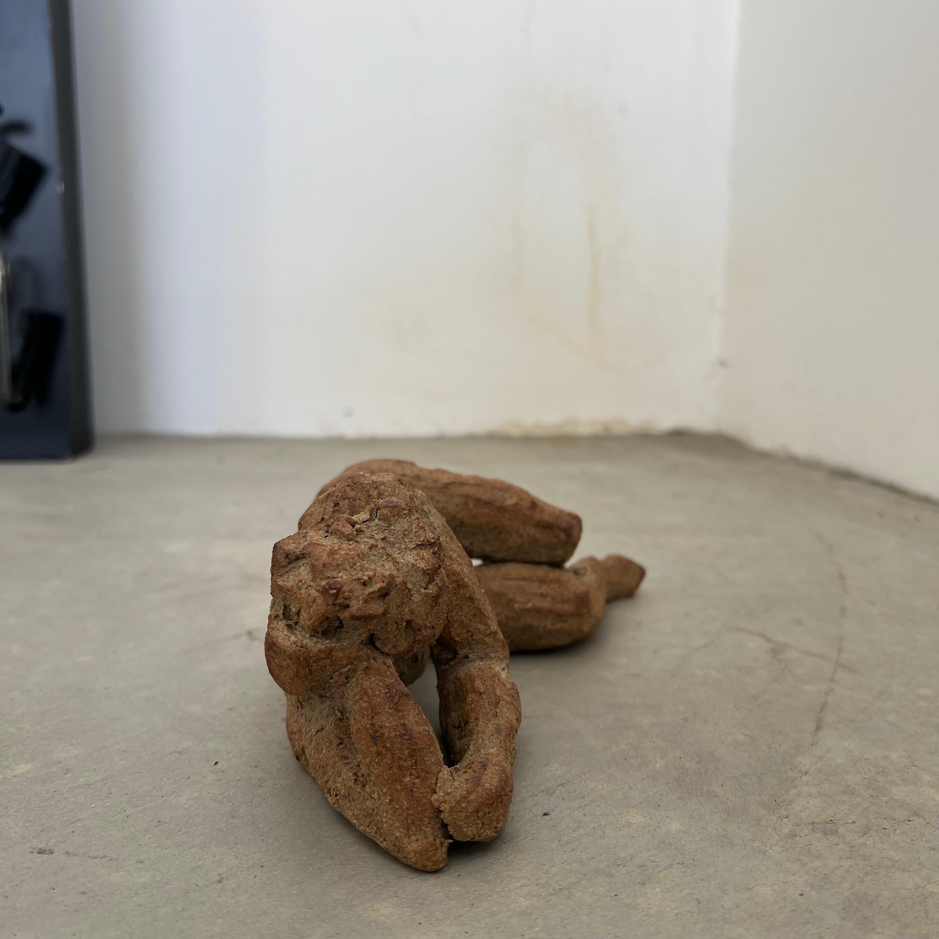 Coppia di figure scultoree in gres, 2025 USA in vendita 5