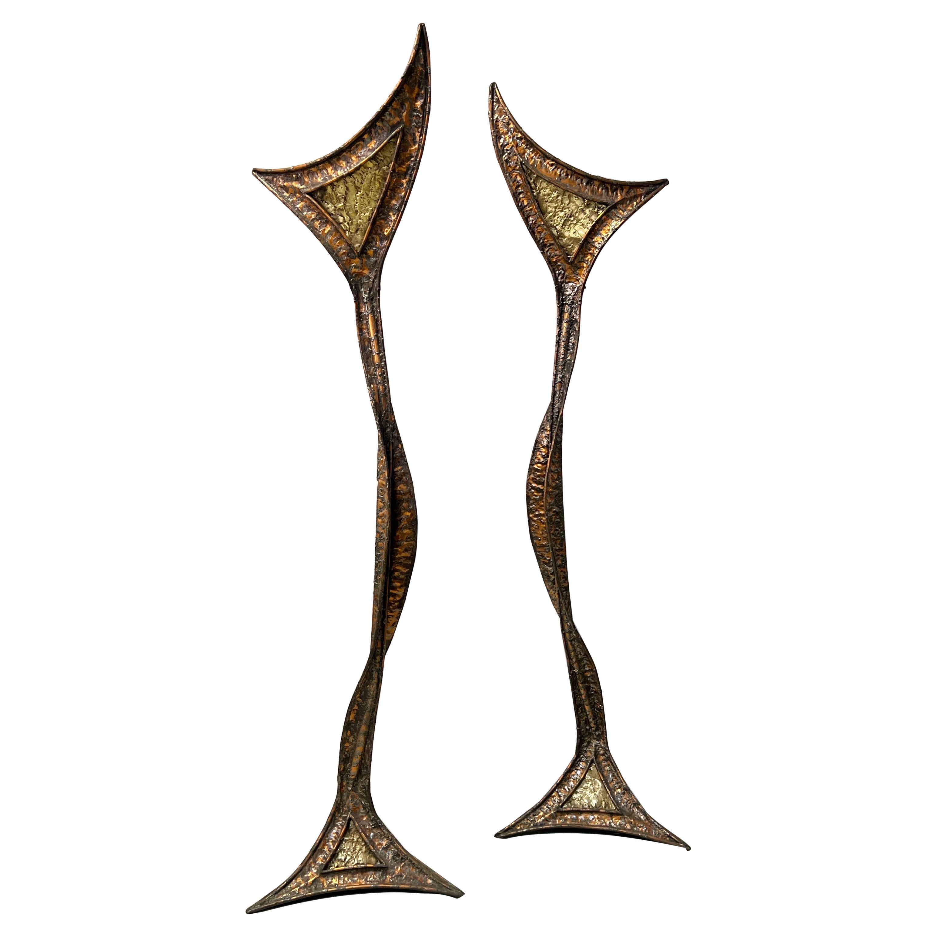 Paire de lampadaires sculpturaux de studio français, torchères, années 1970 en vente