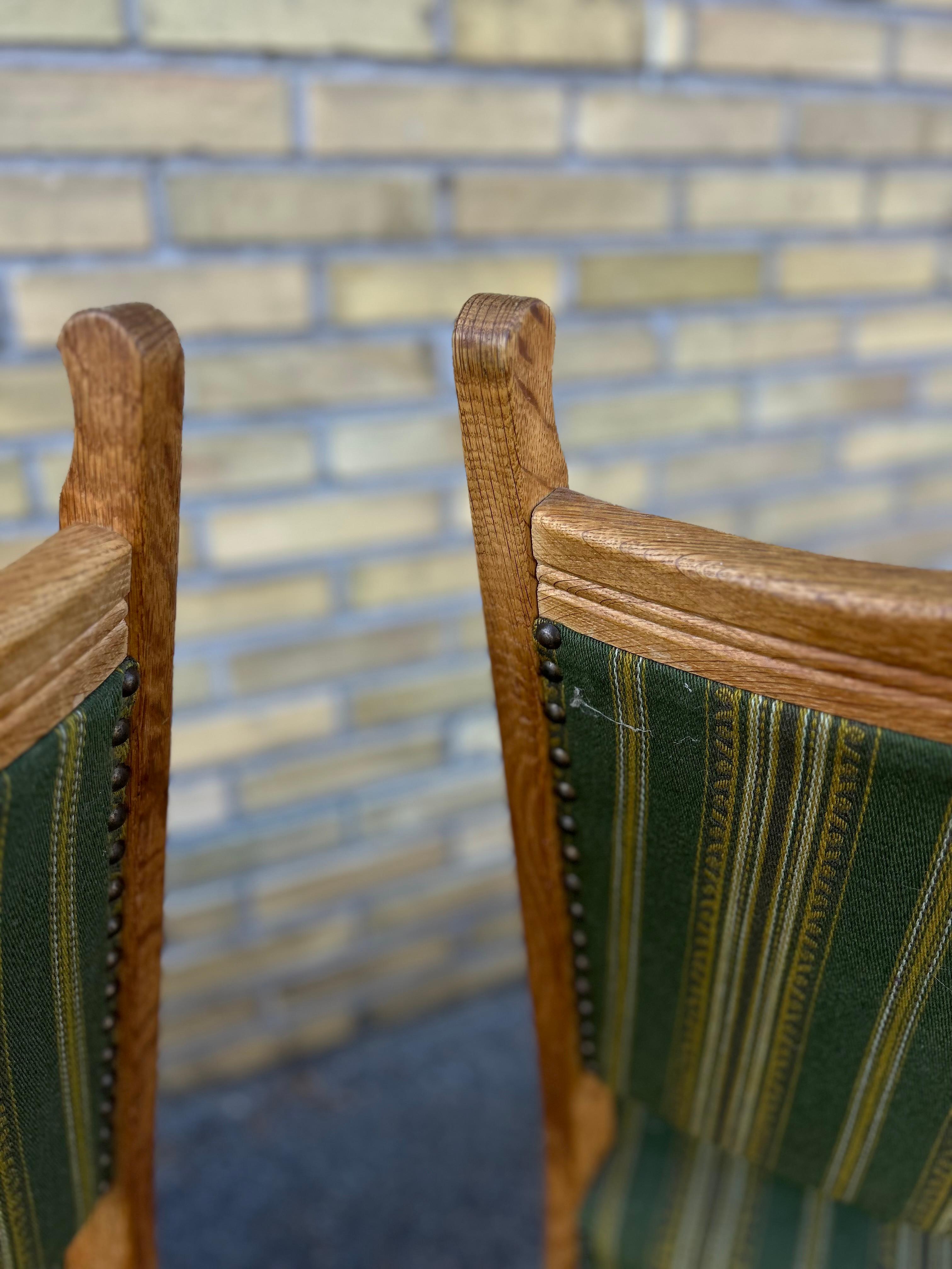 Scandinavian Modern Pair of sculptural Henry Kjærnulf oak side chairs, Denmark 1960’s For Sale