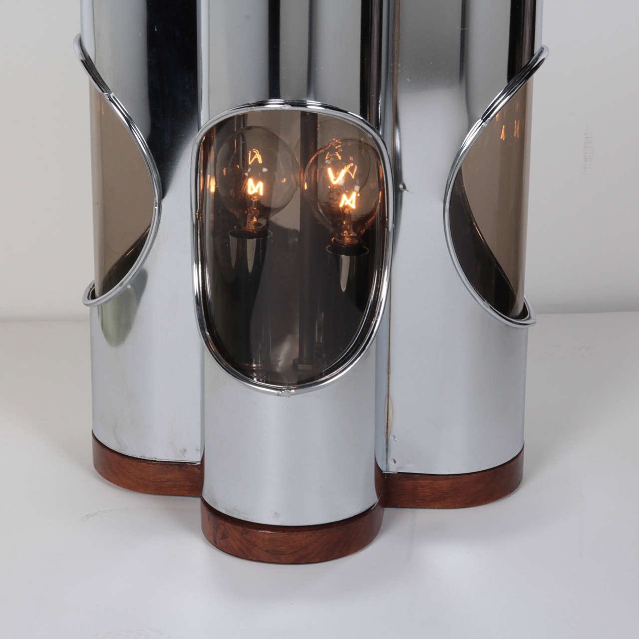 Mid-20th Century Pair of Sculptural Mid-Century Modern Chrome Lamps by Laurel, circa 1960s For Sale