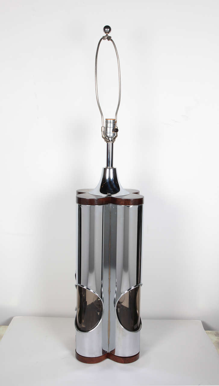 Pair of Sculptural Mid-Century Modern Chrome Lamps by Laurel, circa 1960s For Sale 2