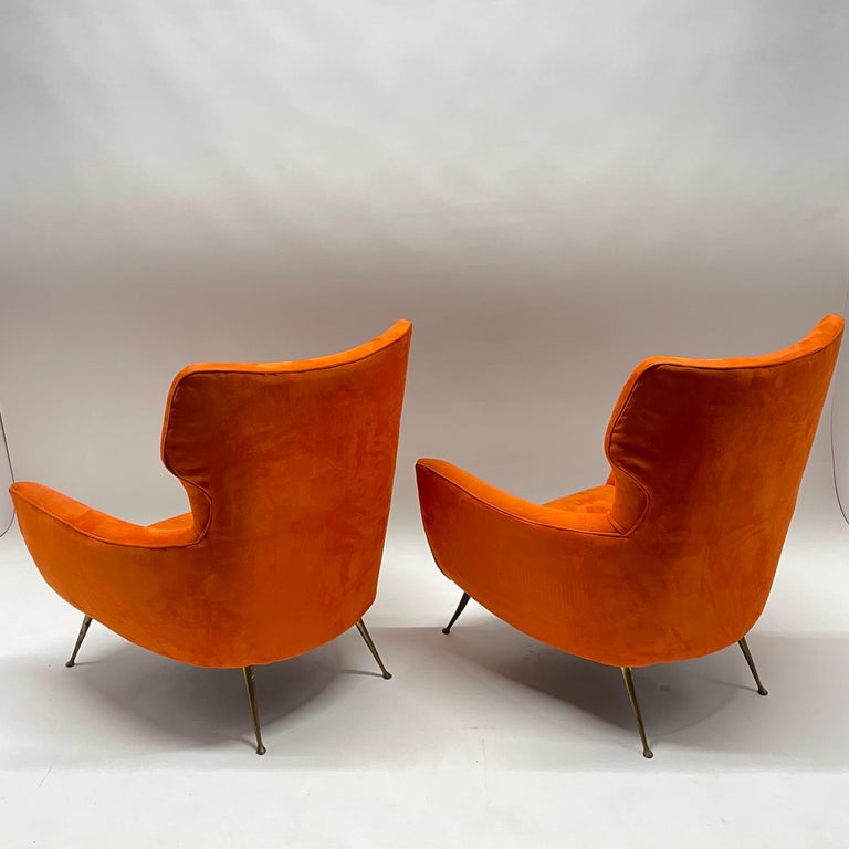 Pair of Sculptural Italian Mid-Century Modern Armchairs Style of Ponti, Italy For Sale 2
