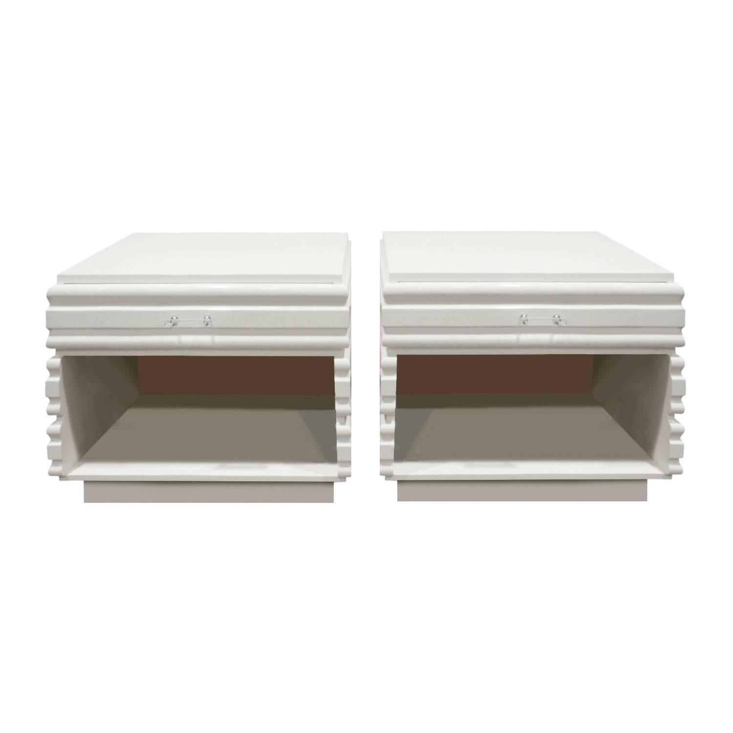 Pair of Sculptural Lacquered Bedside Tables with Lucite Pulls, 1970s