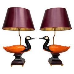 Par de lámparas de mesa esculturales de madera lacada con forma de pato, década de los 70