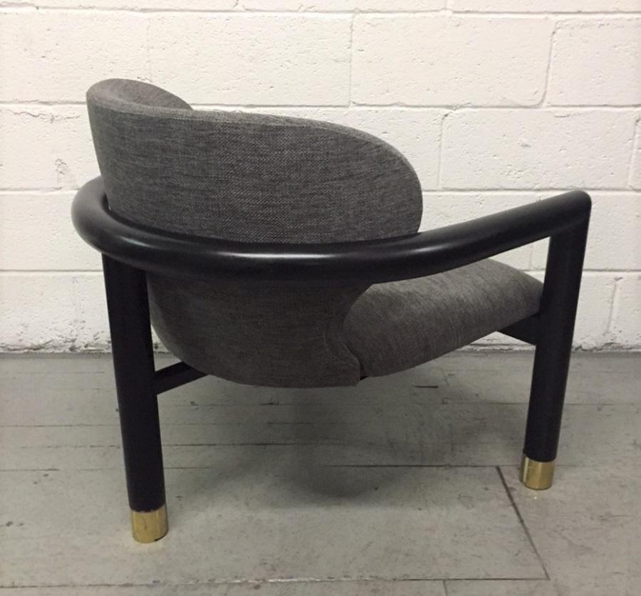 Pair of Sculptural Lounge Chairs In Good Condition For Sale In New York, NY