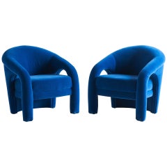 Pair of Sculptural Lounge Chairs in the Style of Vladimir Kagan