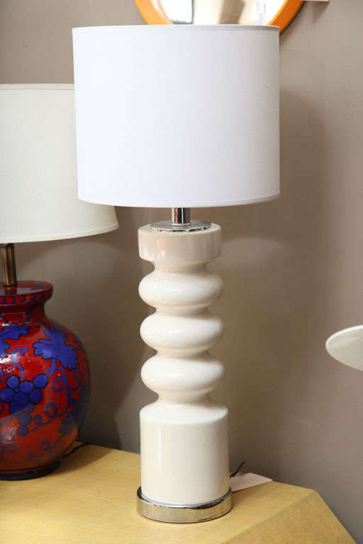 Mid-Century Modern Pair of Sculptural Midcentury White Ceramic Table Lamps