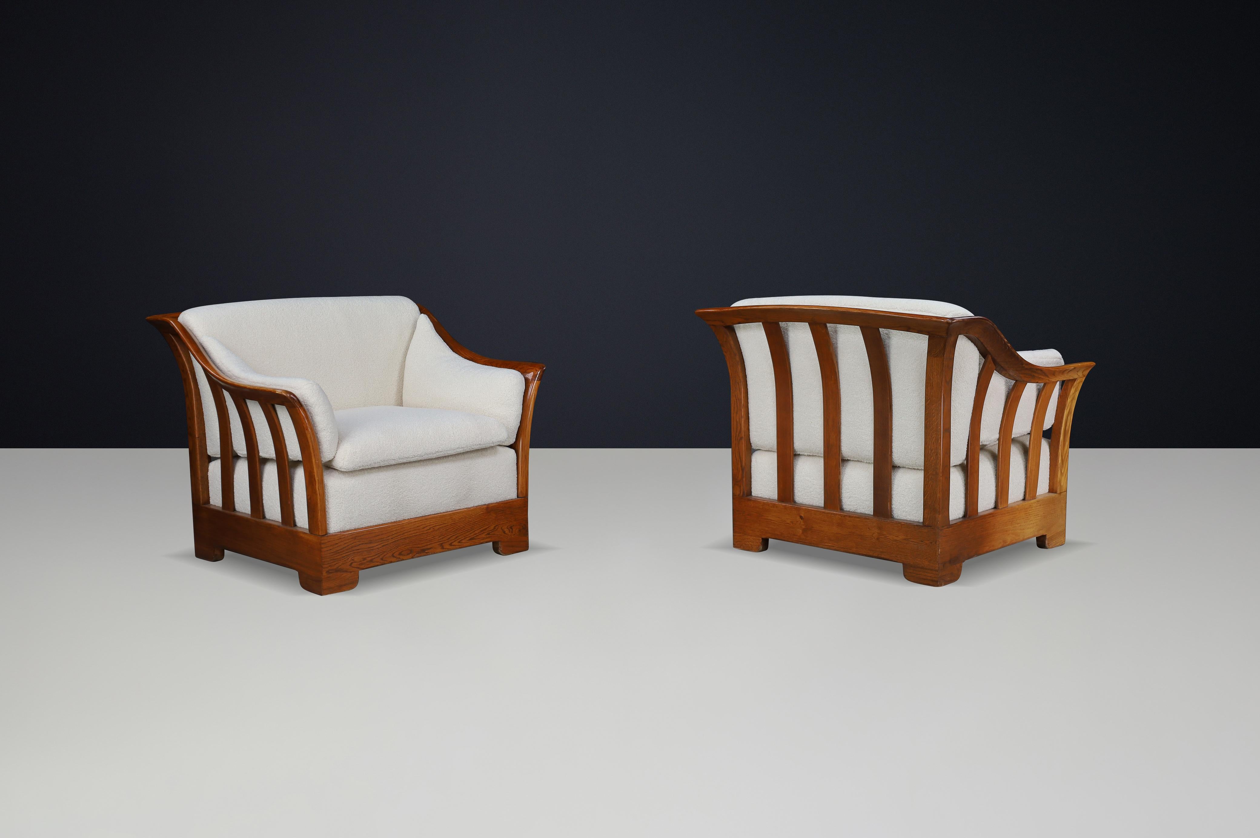 Pareja de Sillones Escultóricos Mobil Girgi XL en Bouclé Teddy, Italia, años 60 Tapicería en venta