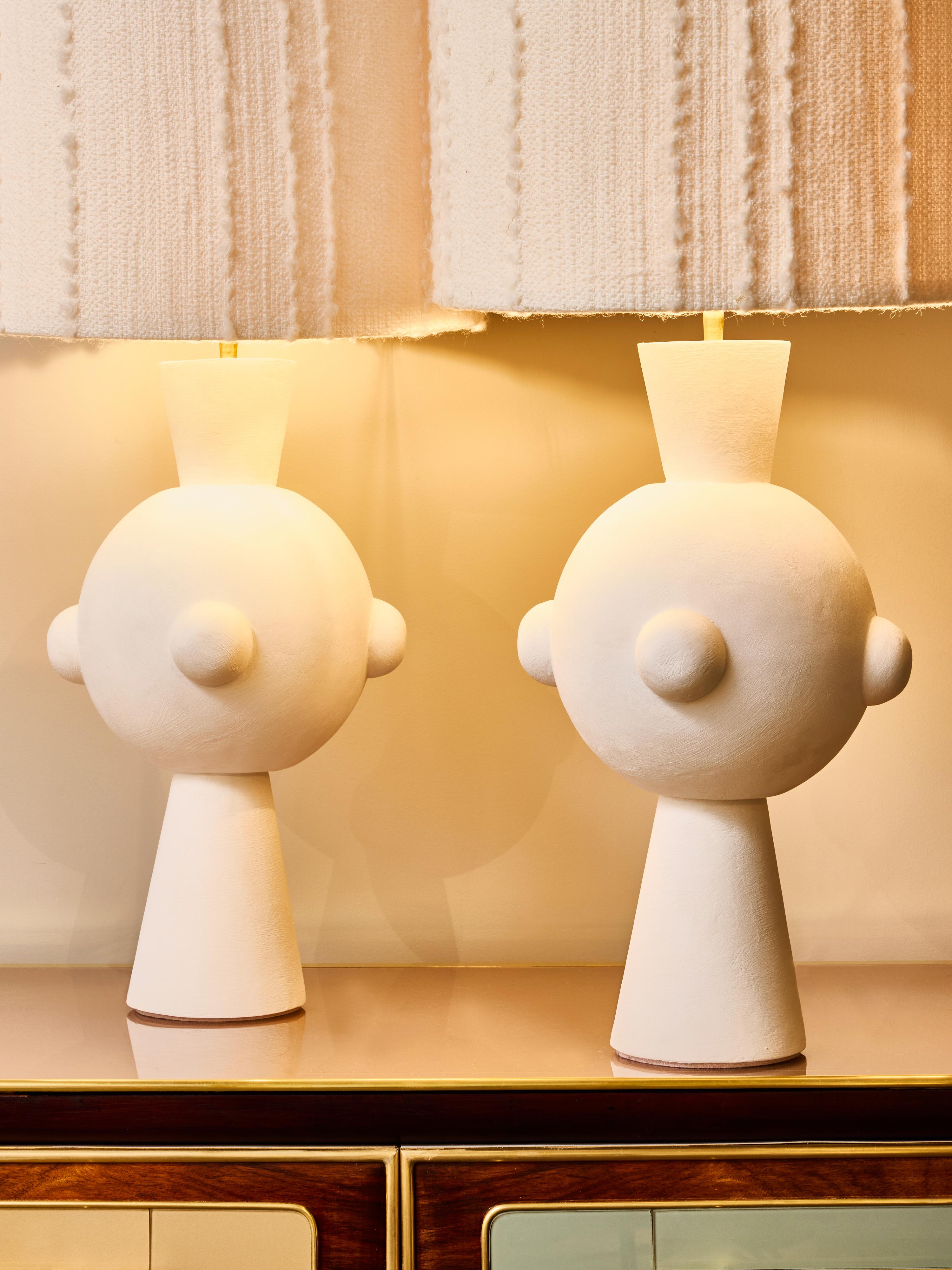 Pair of Sculptural Modern Plaster Table Lamps In New Condition For Sale In Saint-Ouen, IDF