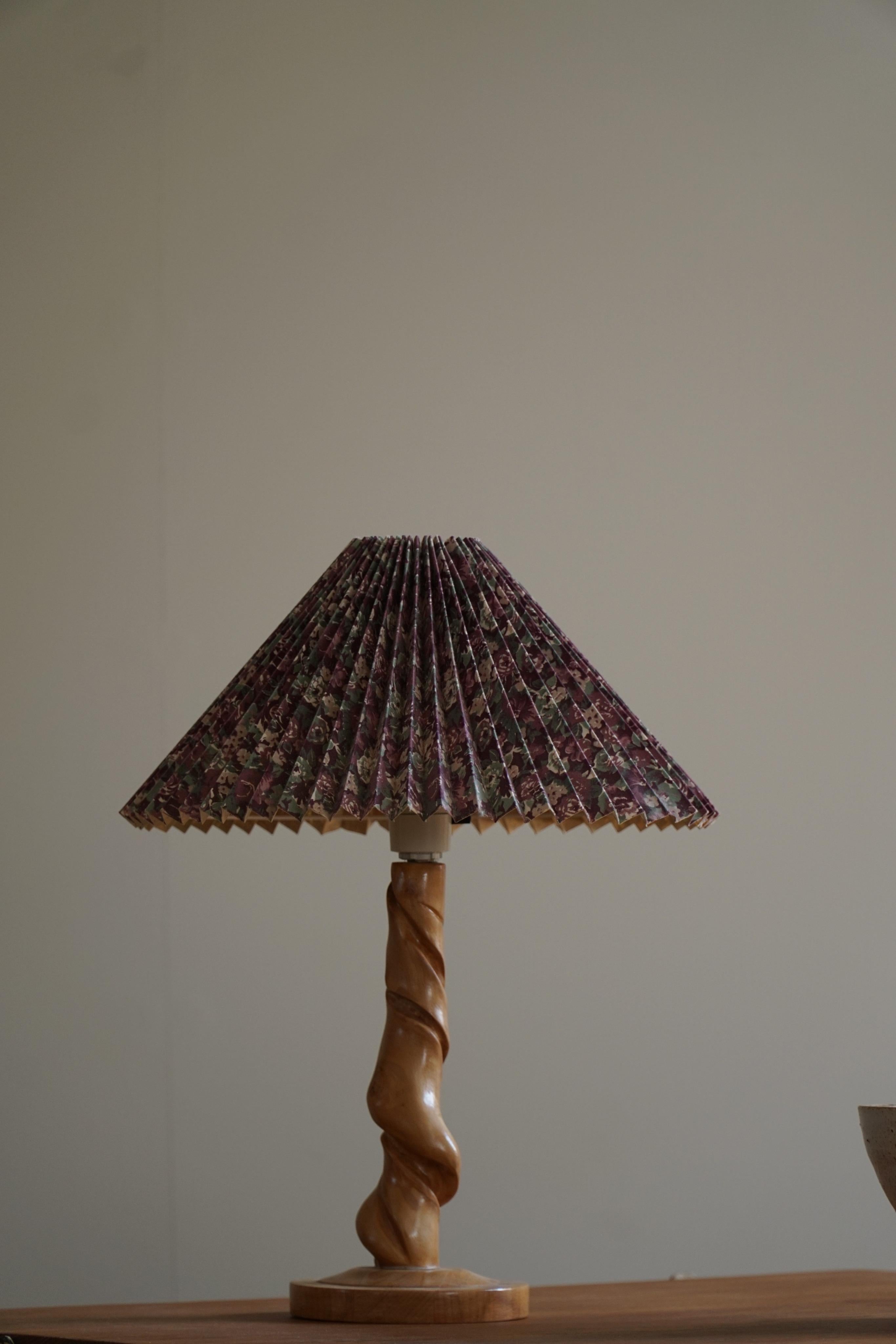 Pair of Sculptural Organic Wooden Table Lamps, Scandinavian Modern, 1970s For Sale 5