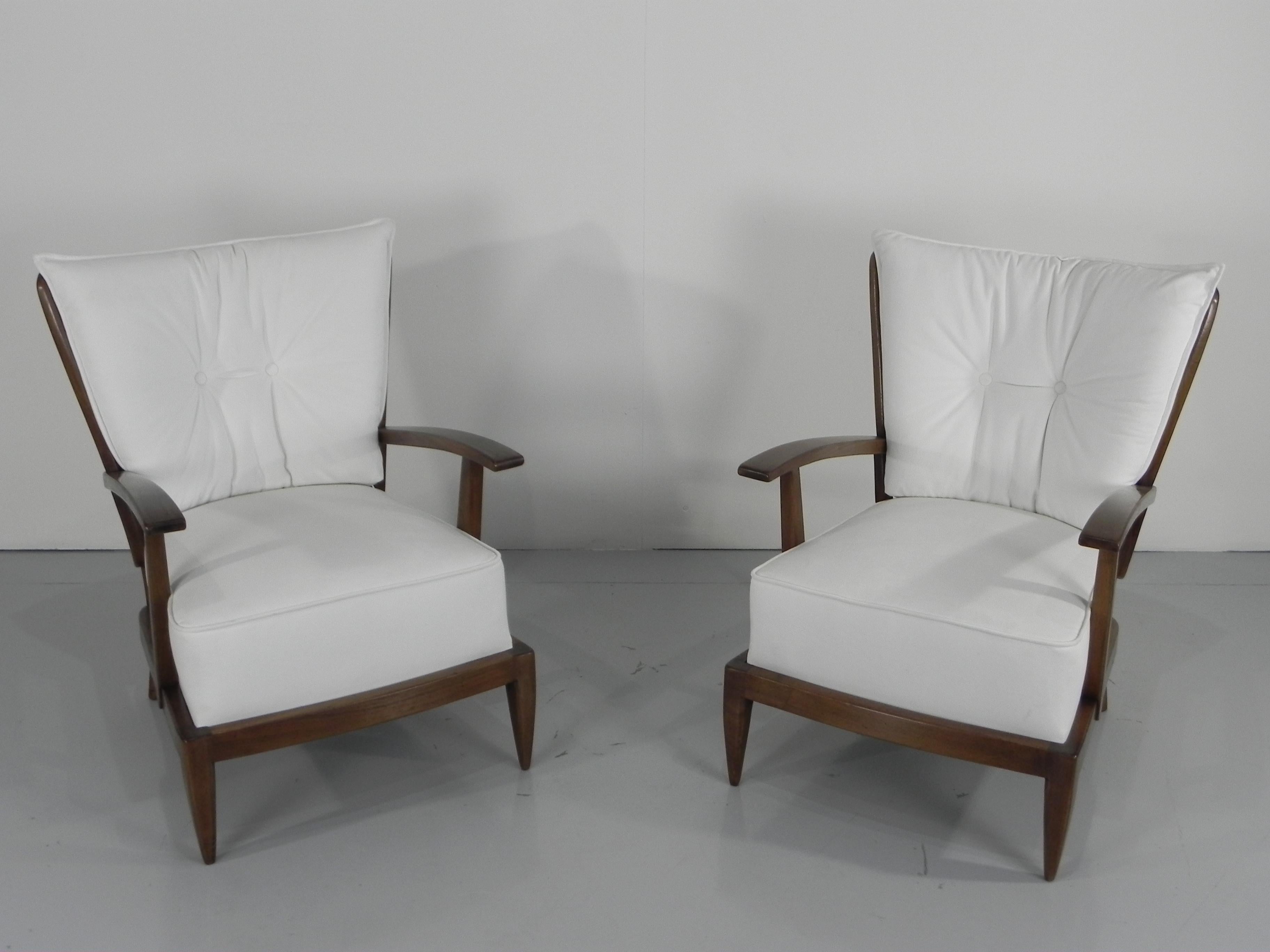 Pair of Sculptural Paolo Buffa Armchairs Italian Midcentury In Excellent Condition For Sale In Rovereta, SM