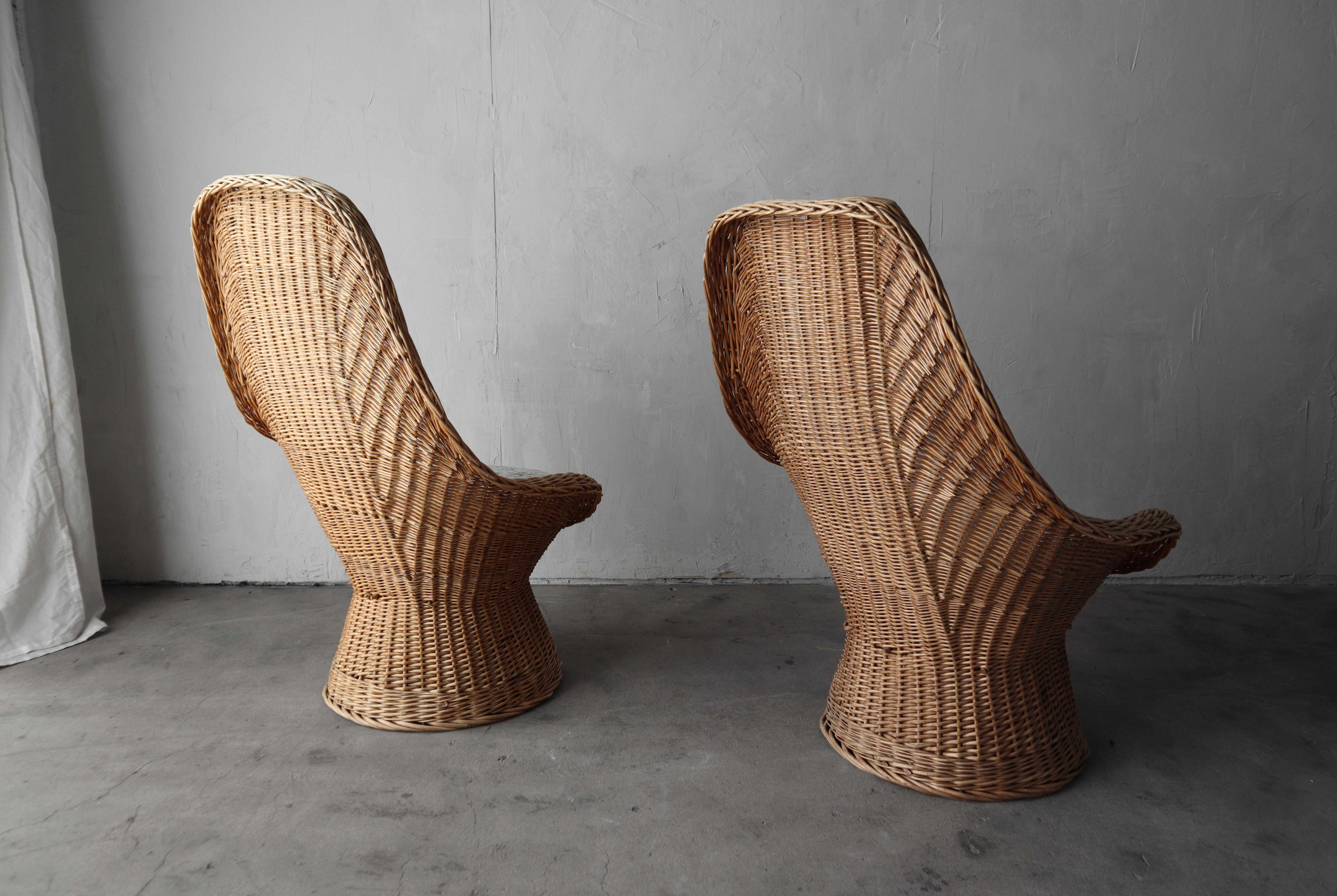 Pair of Sculptural Polish Wicker Scoop Lounge Chairs For Sale 2