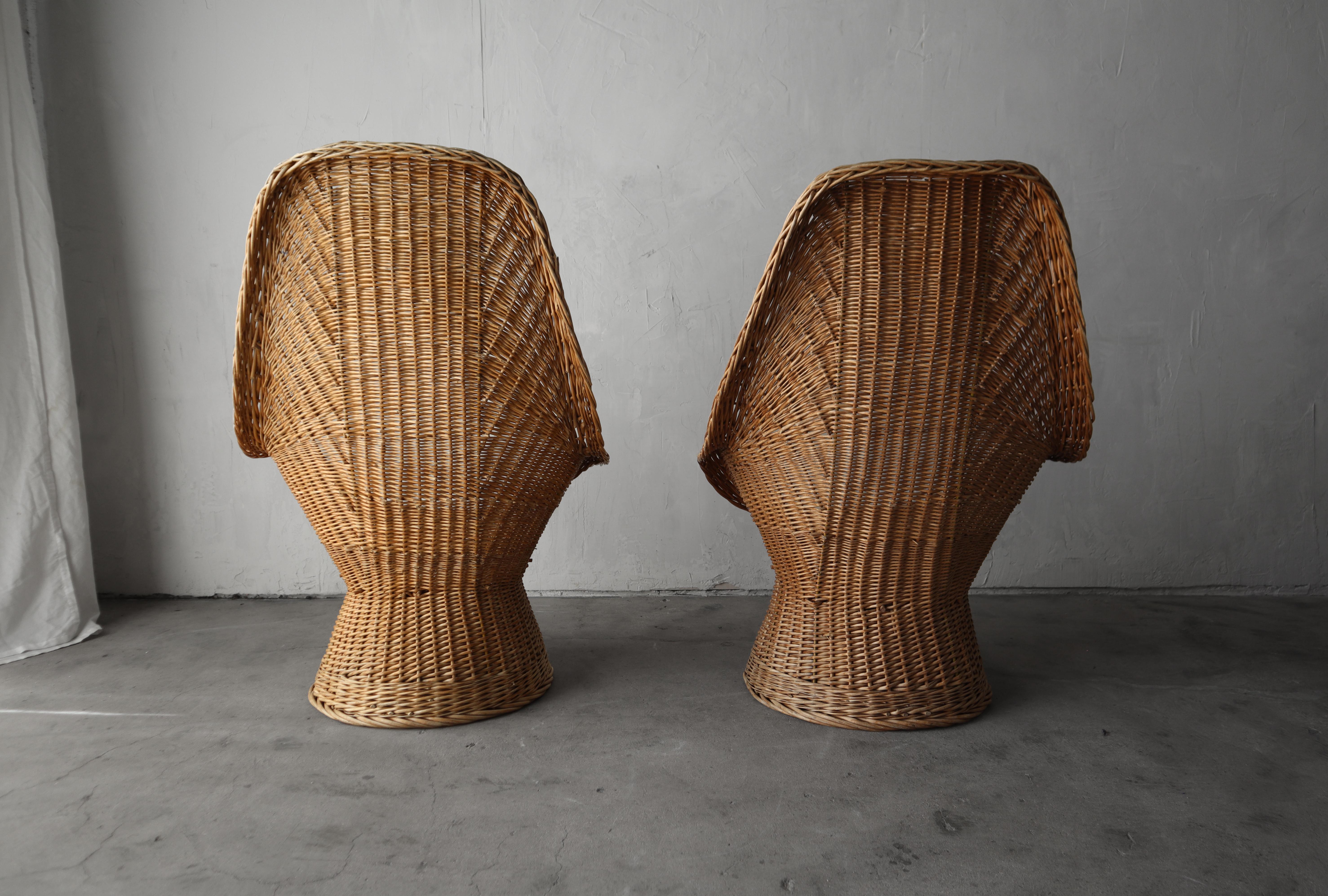 Pair of Sculptural Polish Wicker Scoop Lounge Chairs For Sale 3