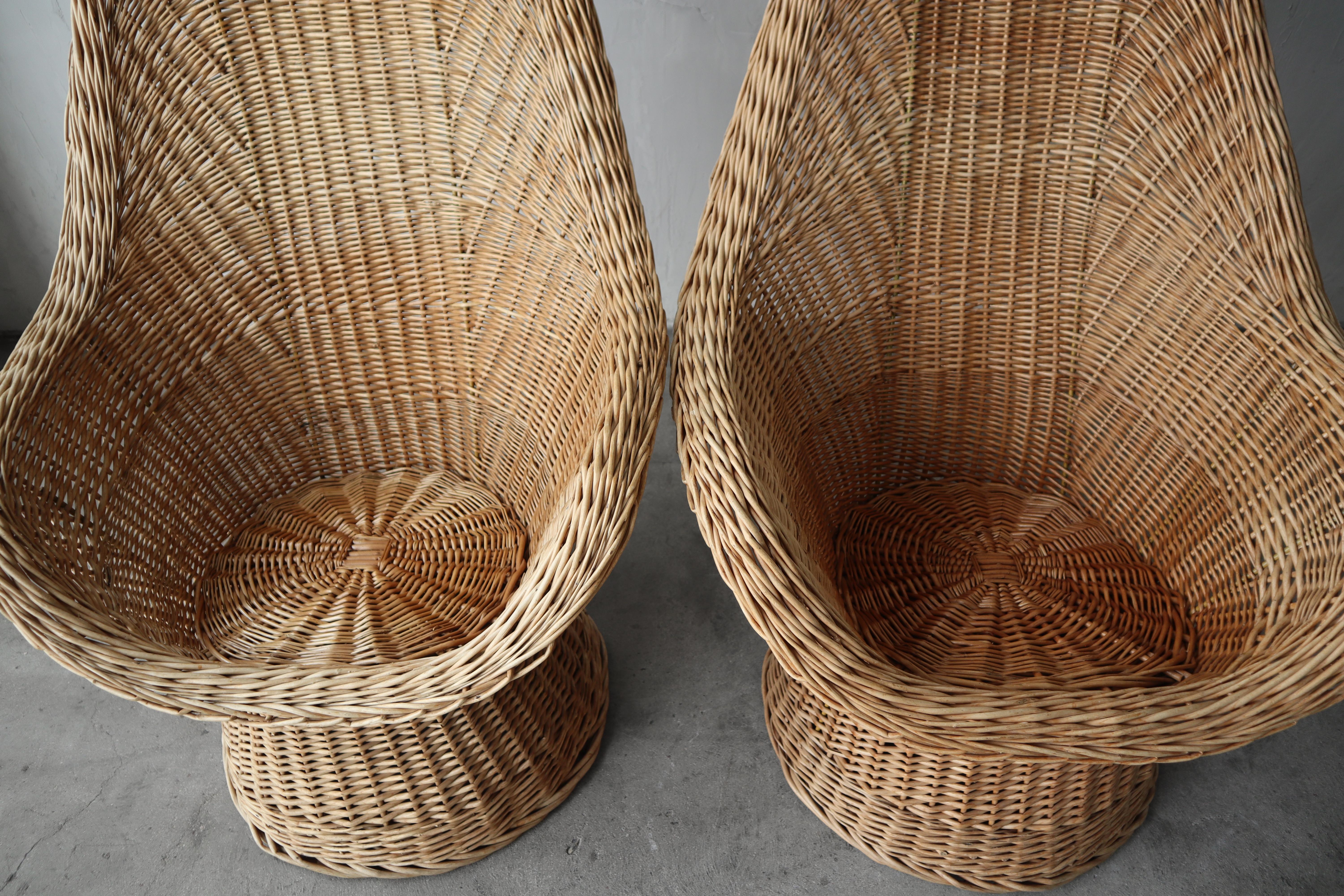 Pair of Sculptural Polish Wicker Scoop Lounge Chairs For Sale 5