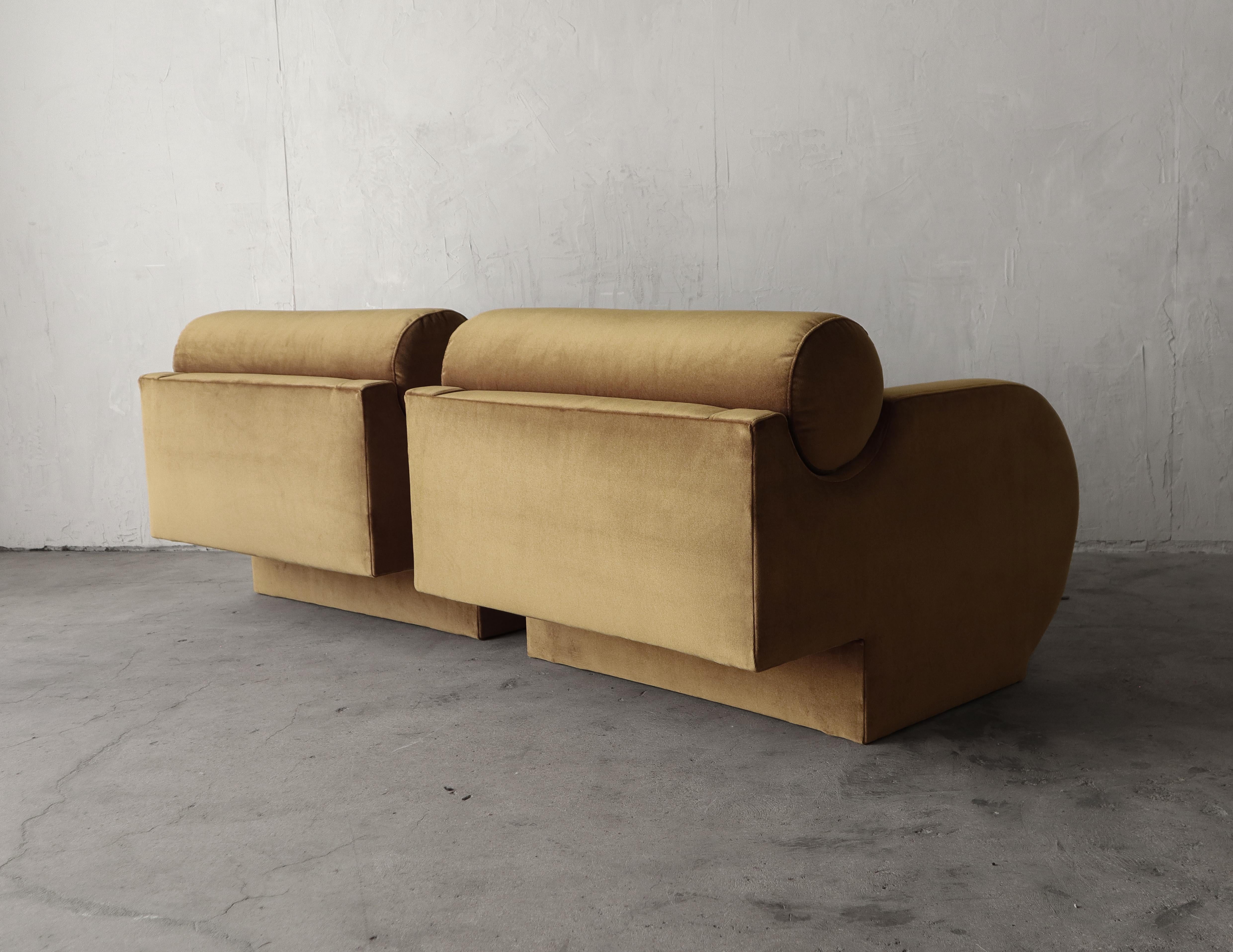 Pair of Sculptural Post Modern Lounge Chairs by Vladimir Kagan 6