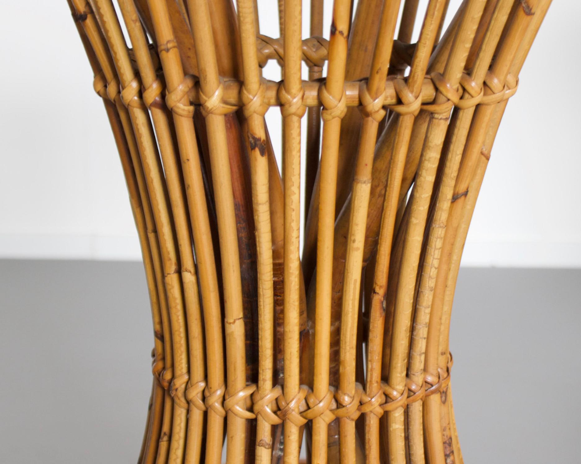 Mid-Century Modern Pair of Sculptural Rattan Bar Stools by Tito Agnoli, Italy For Sale