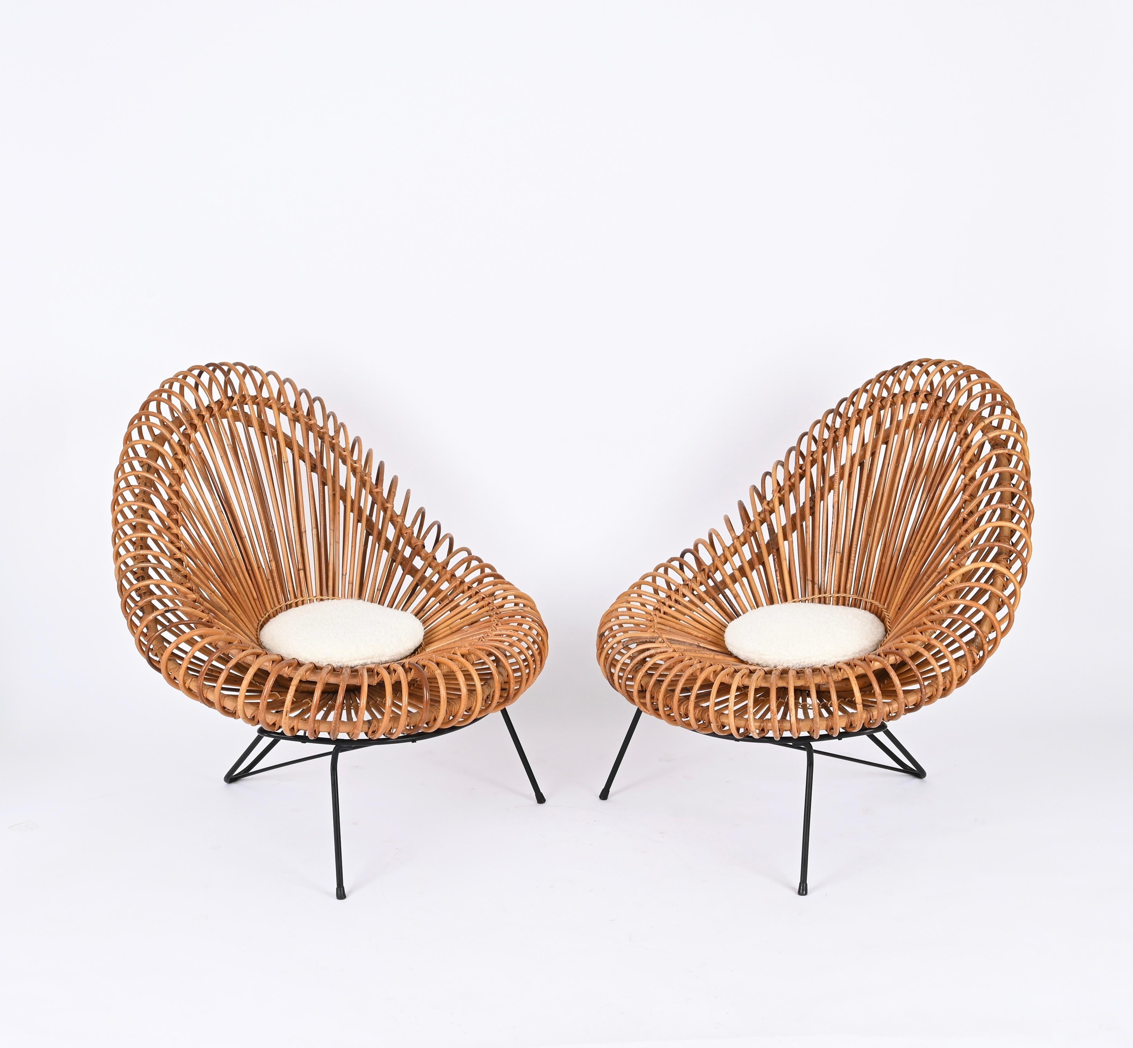 Pair of Sculptural Rattan Lounge Chairs by J. Abraham and Dirk Rol, France 1950 In Good Condition In Roma, IT