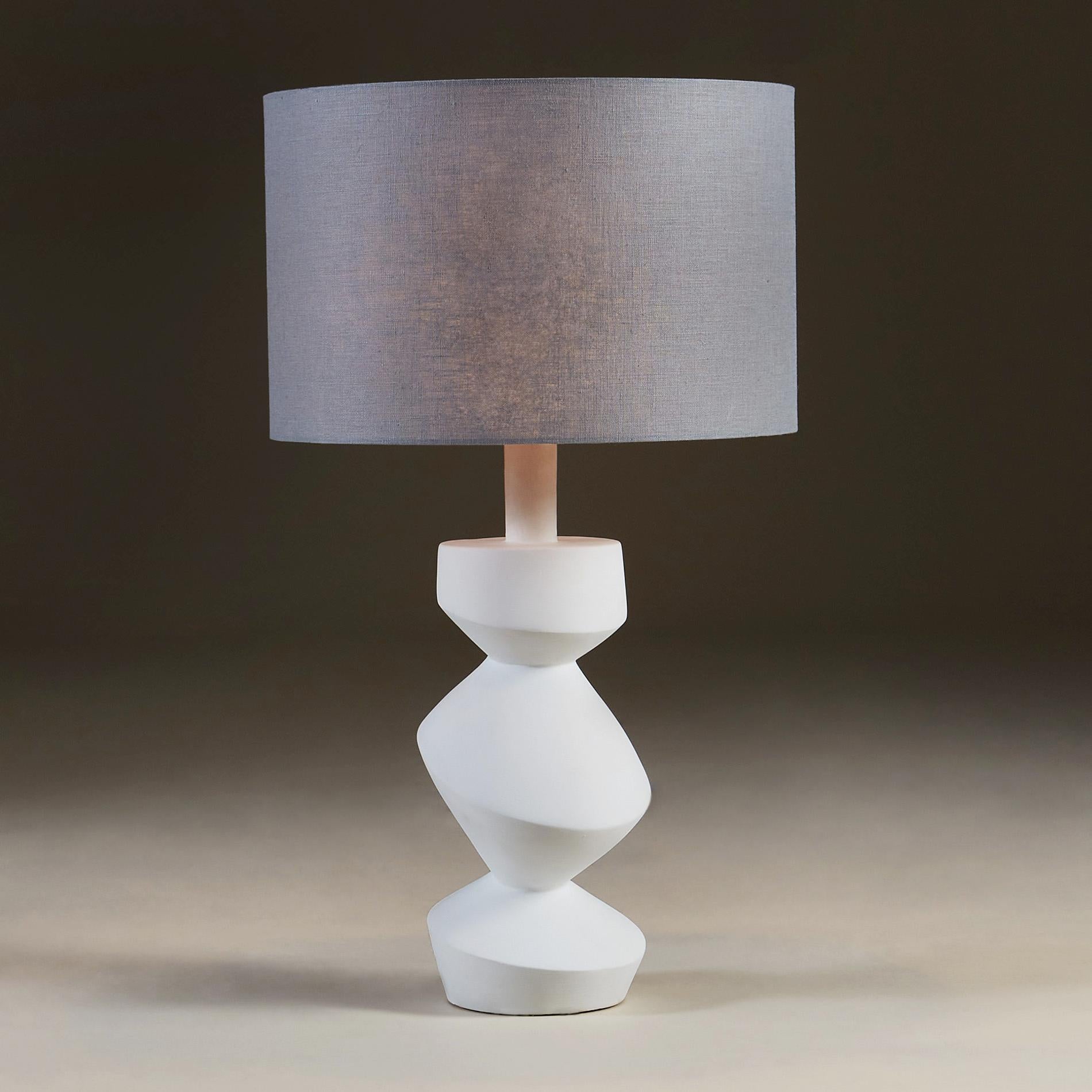 Pair of Sculptural 'Savoy' White Plaster Table Lamps In New Condition For Sale In London, GB