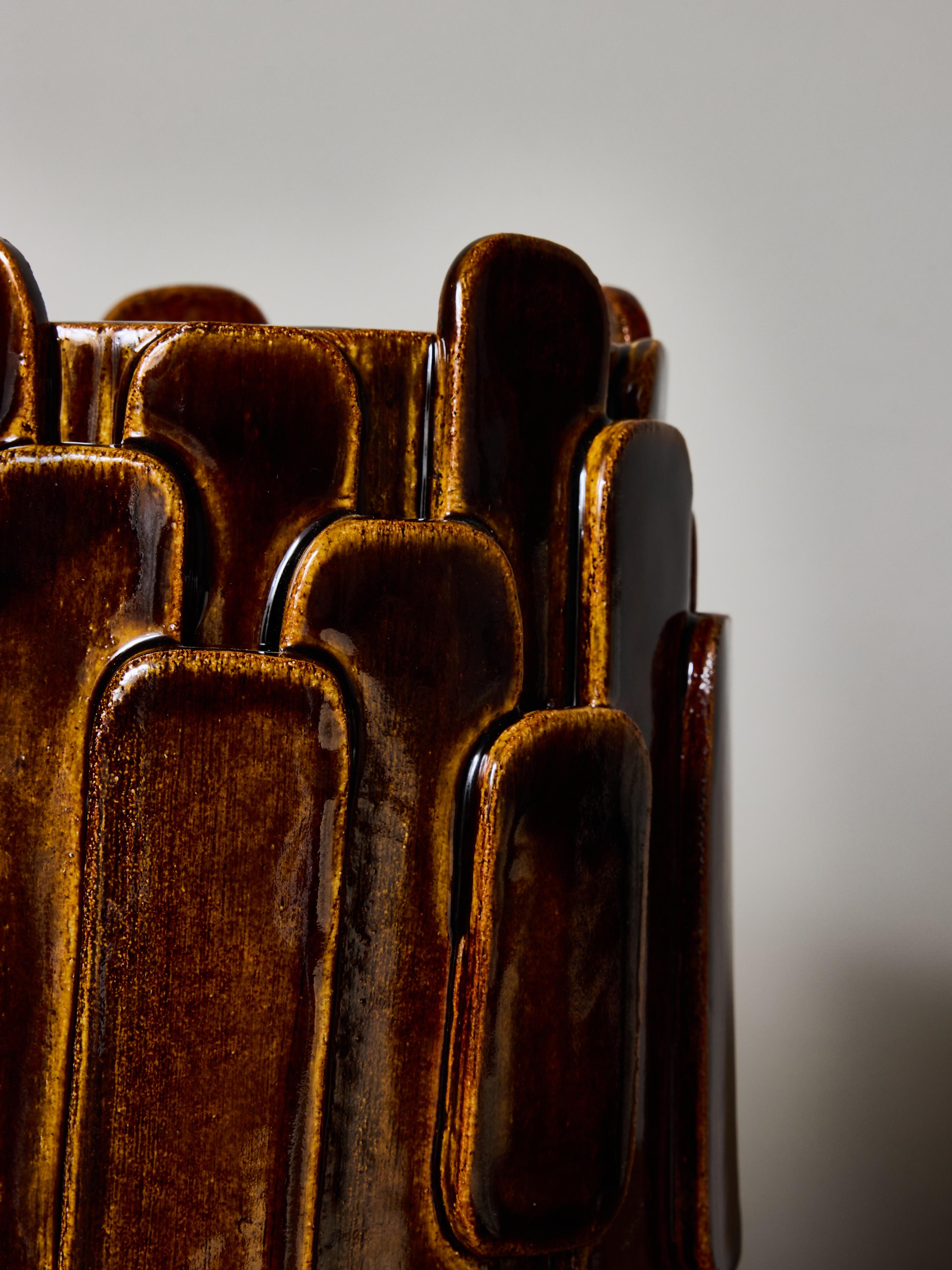 Pareja de lámparas de sobremesa escultóricas de cerámica 