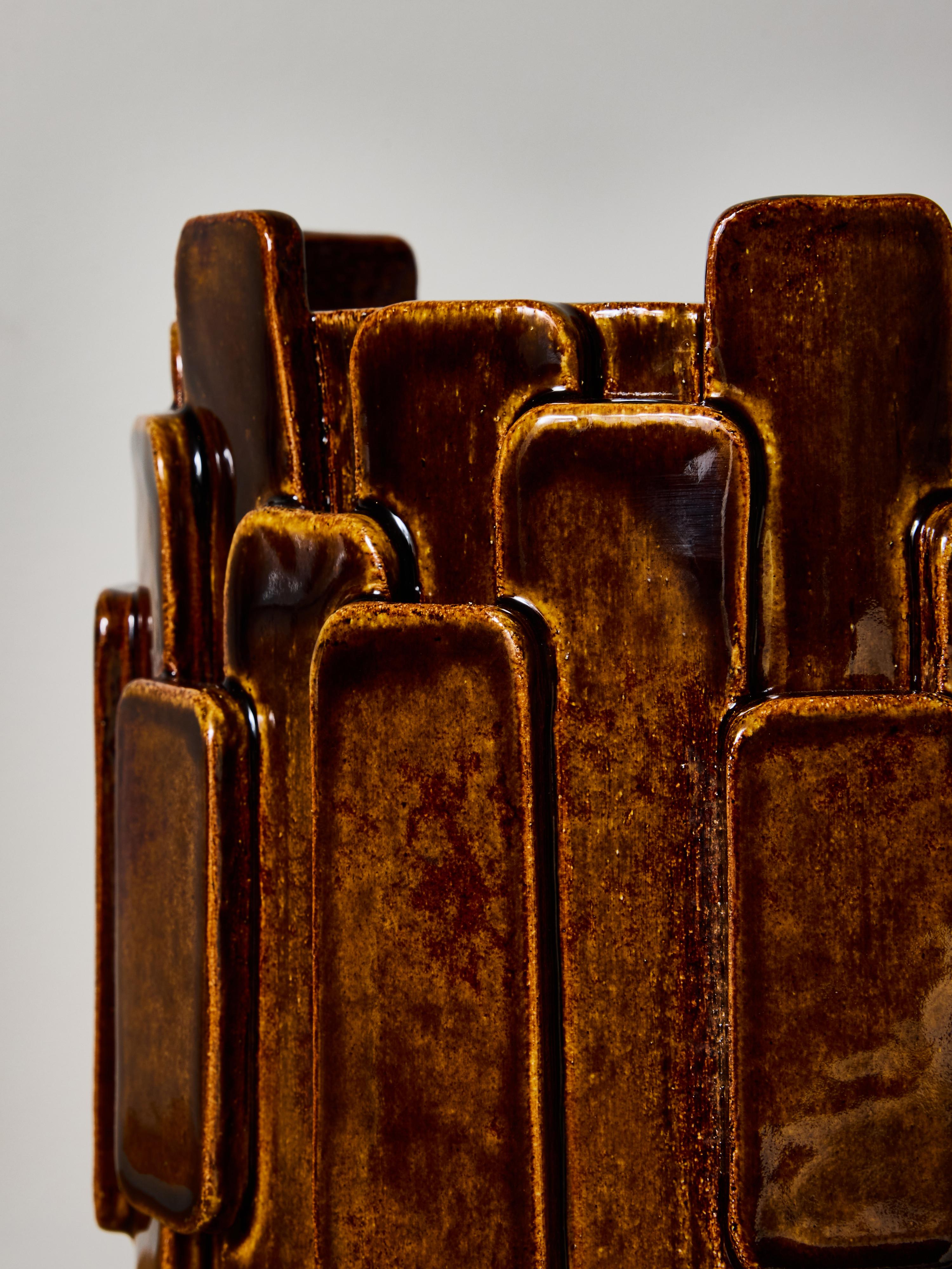 Pareja de lámparas de sobremesa escultóricas de cerámica 