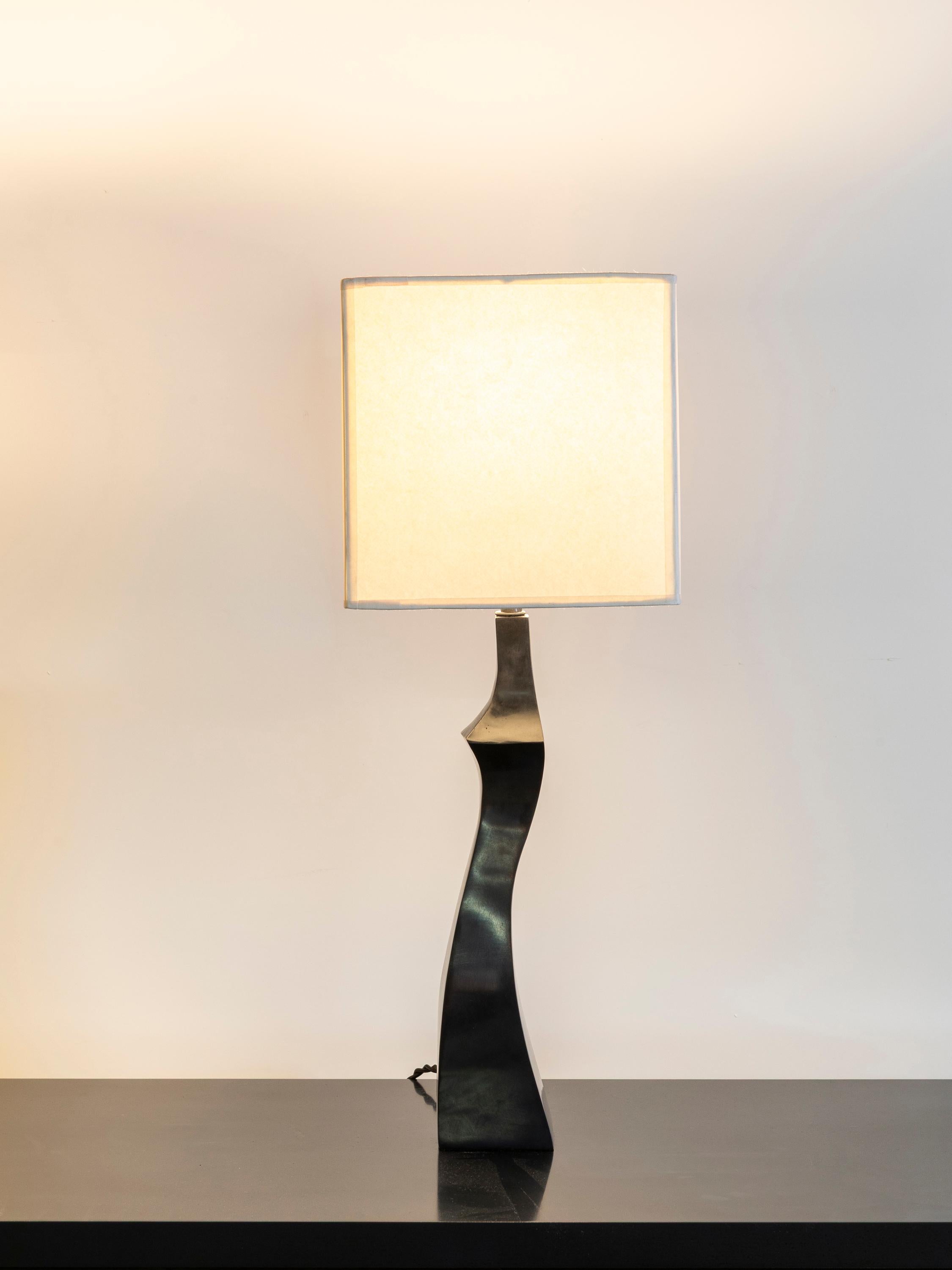 Paire de lampes de table sculpturales Neuf - En vente à New York, NY