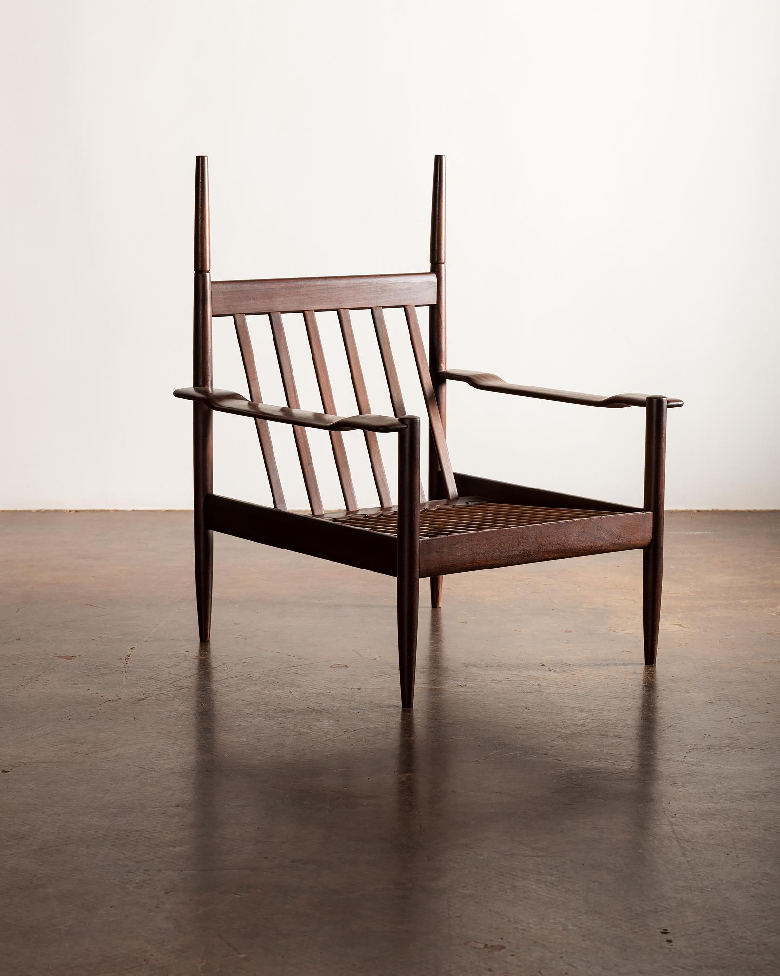 Pair of Sculptural Teak Brazilian Chairs, 1960s 11