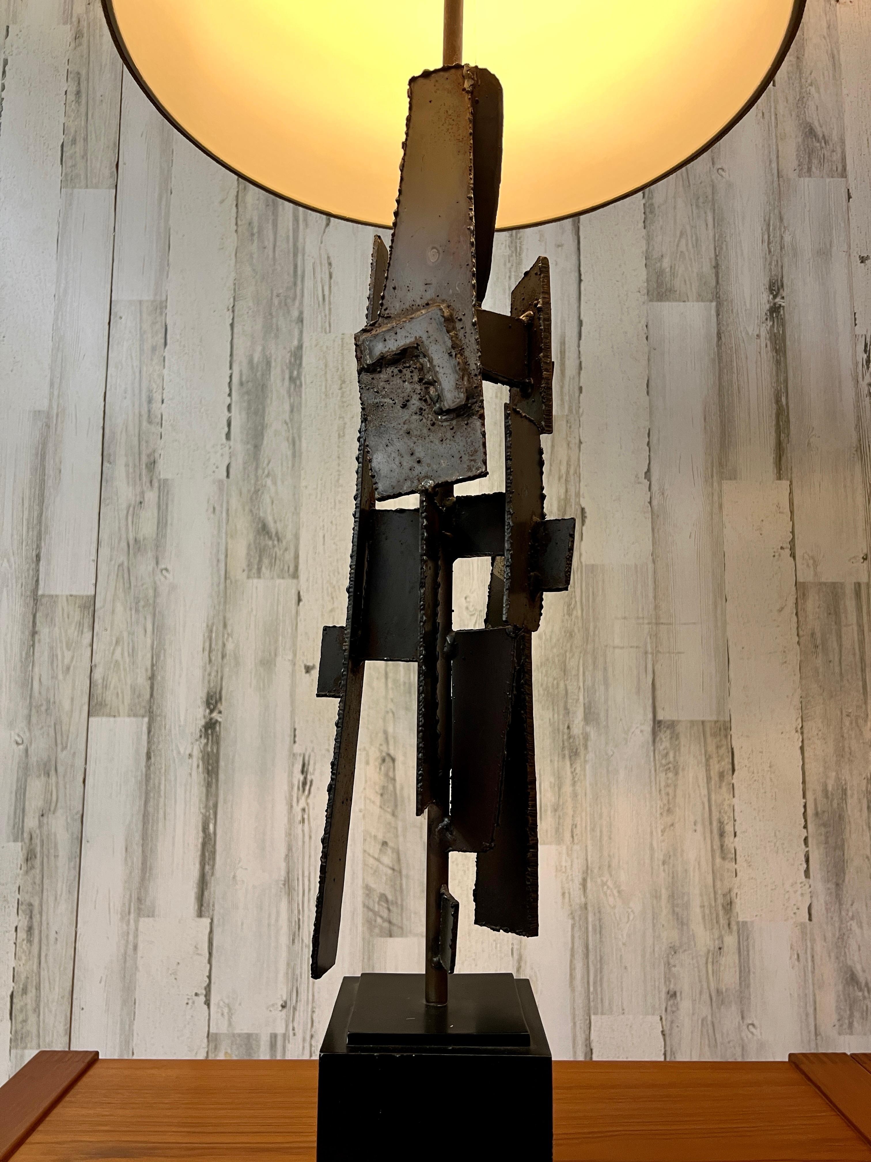 Pair of Sculptural Torch Cut Lamps by Richard Barr In Good Condition For Sale In Denton, TX