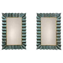 Paire de miroirs sculpturaux en verre de Murano turquoise et laiton