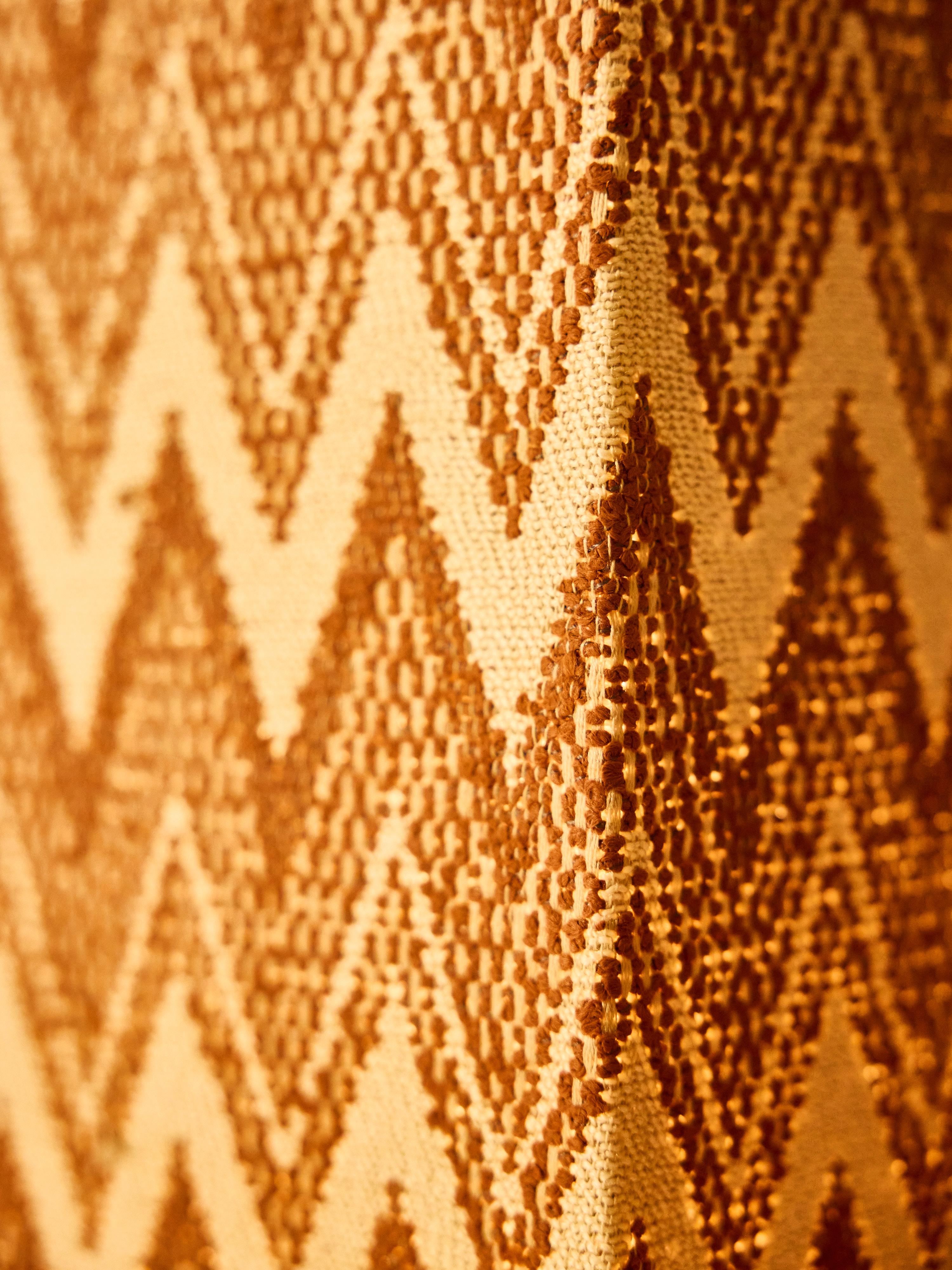 Pair of Sculptural Wood Table Lamps with Geometric Shades im Angebot 1