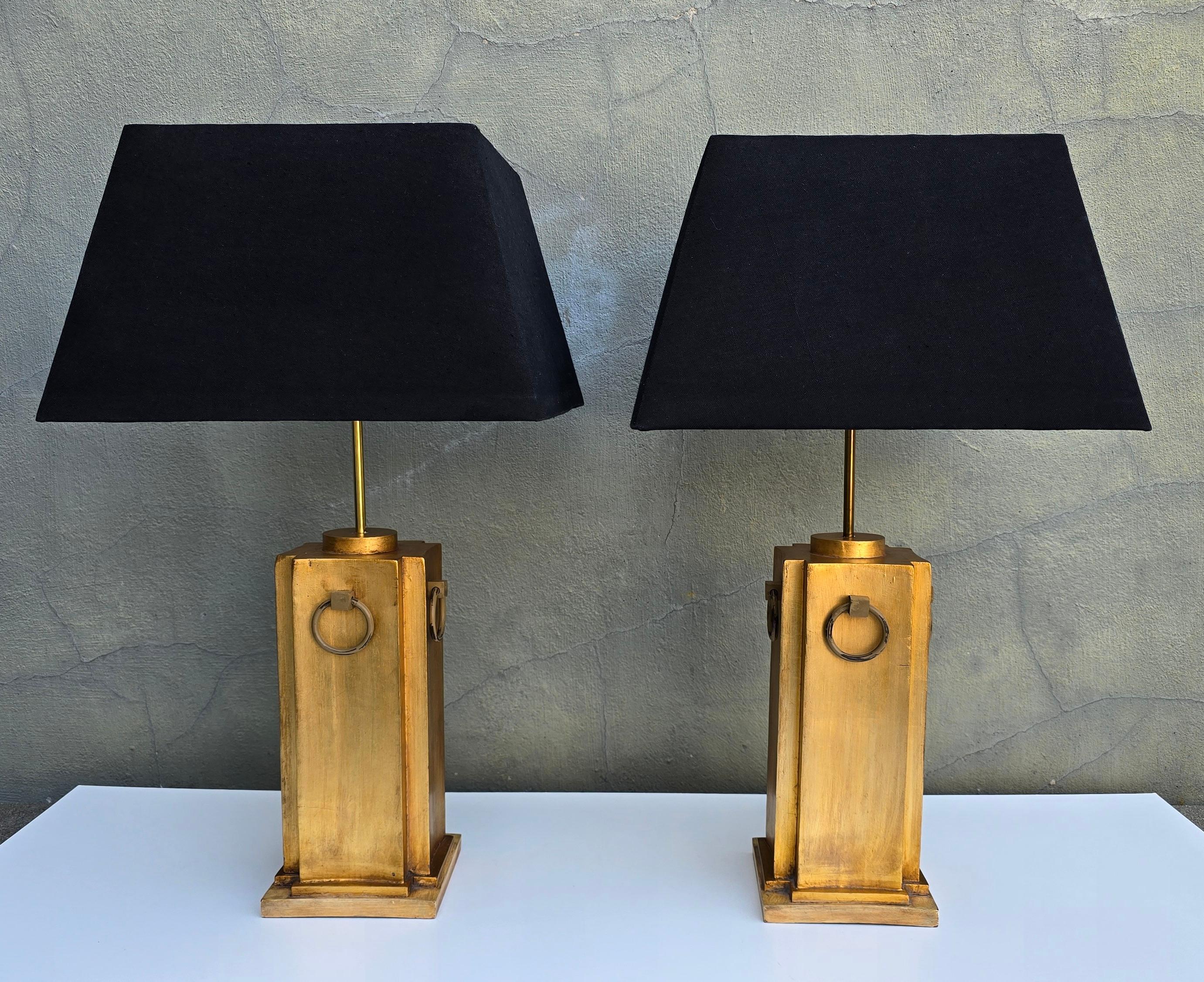 Pair of Sculptural Wooden Table Lamps In Good Condition For Sale In Antwerp, BE