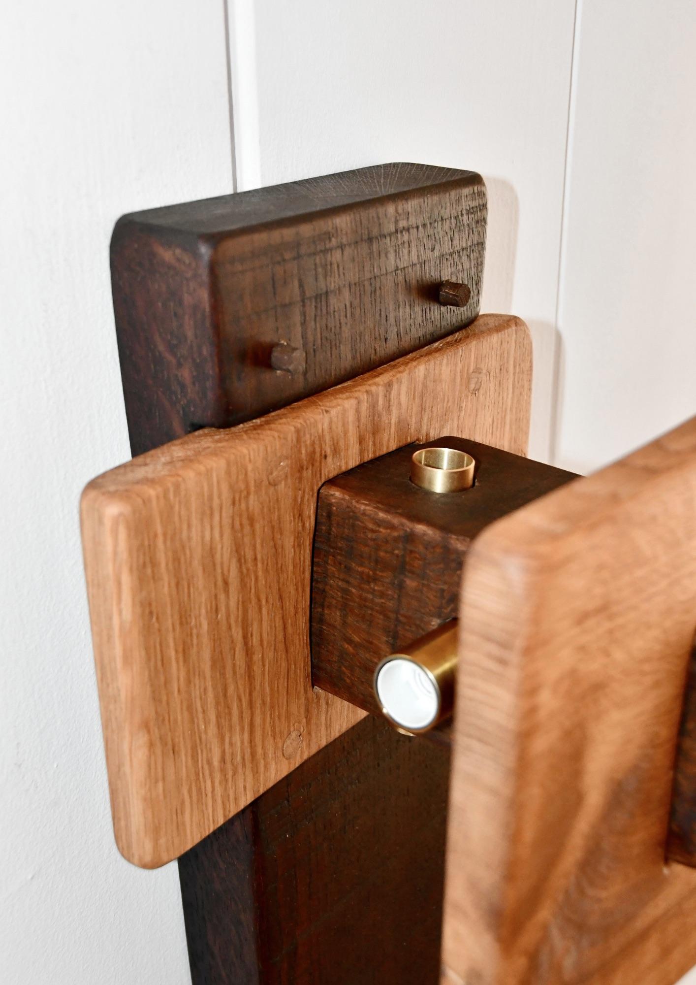 Pareja de apliques escultóricos de madera de Degivry Olmo en venta