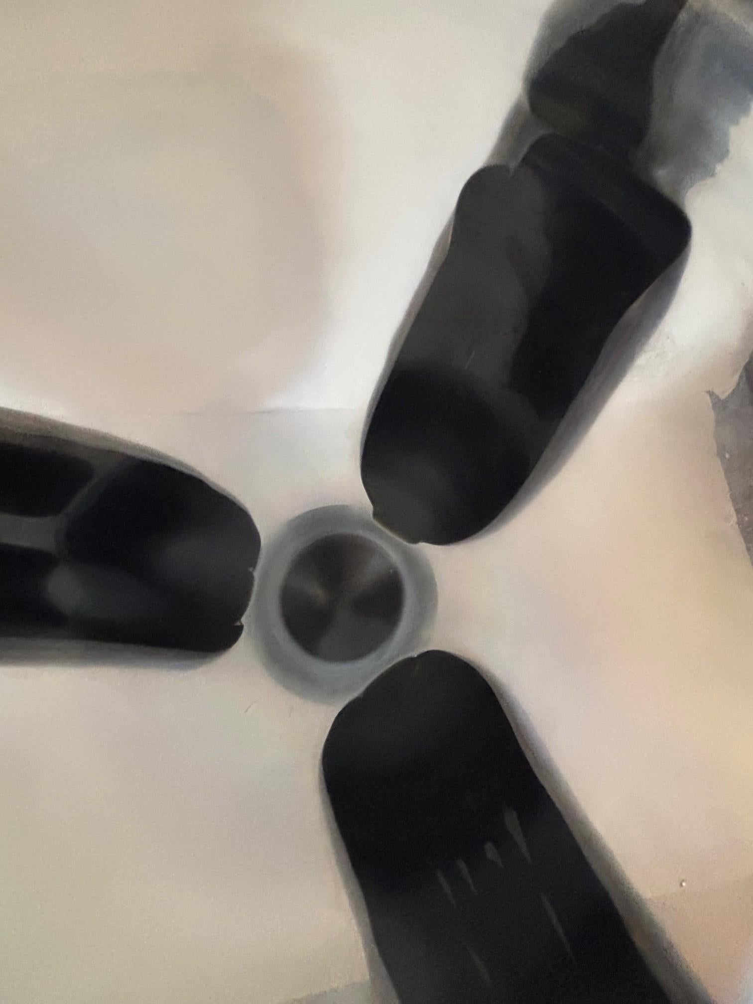 Italiano Coppia di vasi scultura in vetro di Murano cangiante firmati Costantini in vendita