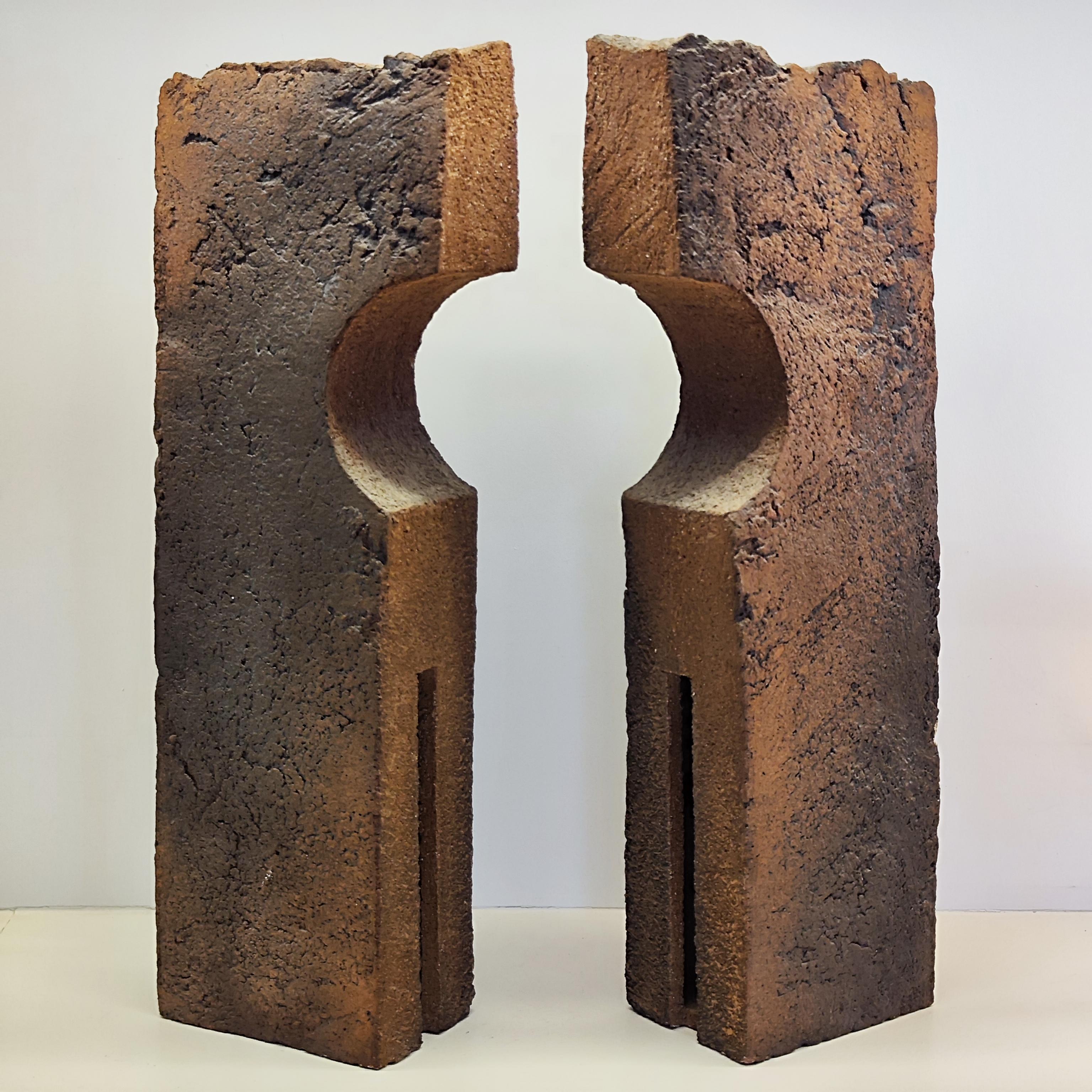 Europeo Coppia di sculture attribuite a Guy Bareff in argilla chamotte - Anni '70 - Francia in vendita