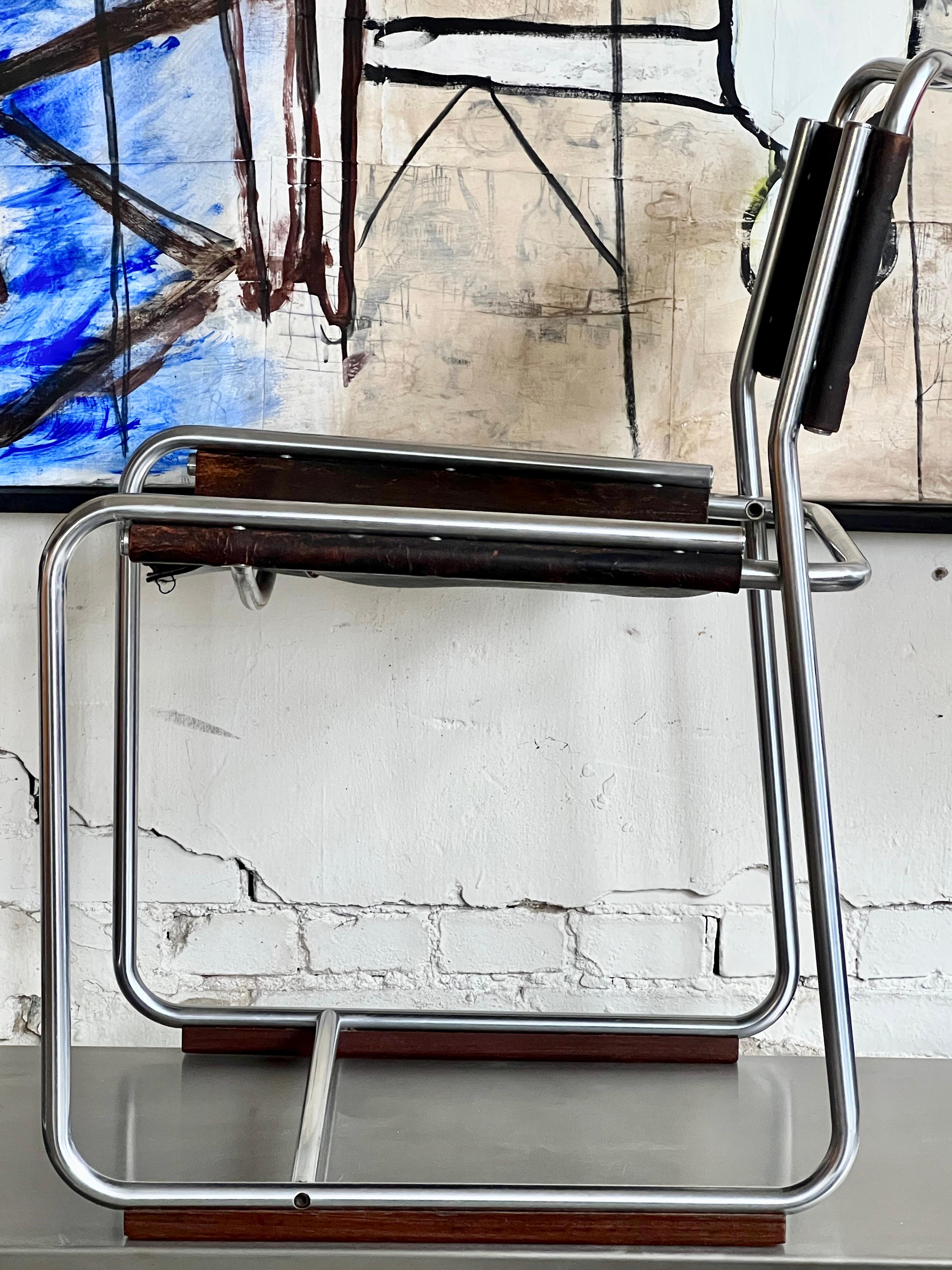 Steel Pair of SE 18 chairs by Bataille & Ibens for 't Spectrum, 1971 For Sale