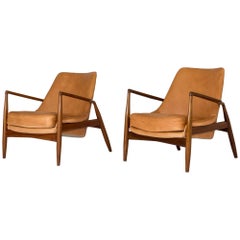 Pair of "Seal" lounge chairs by Ib Kofod-Larsen